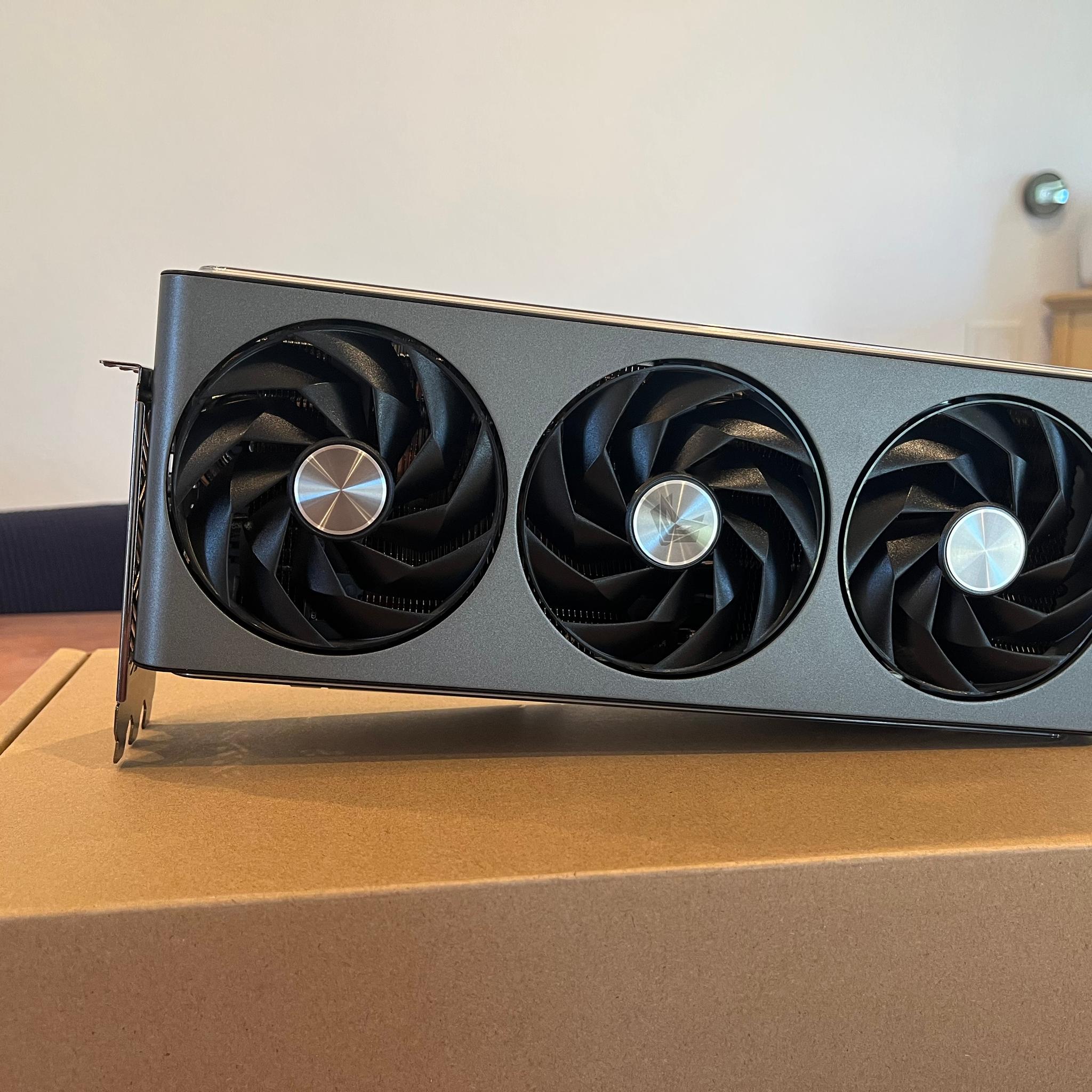 SAPPHIRE NITRO+ Radeon RX 7900 XTX