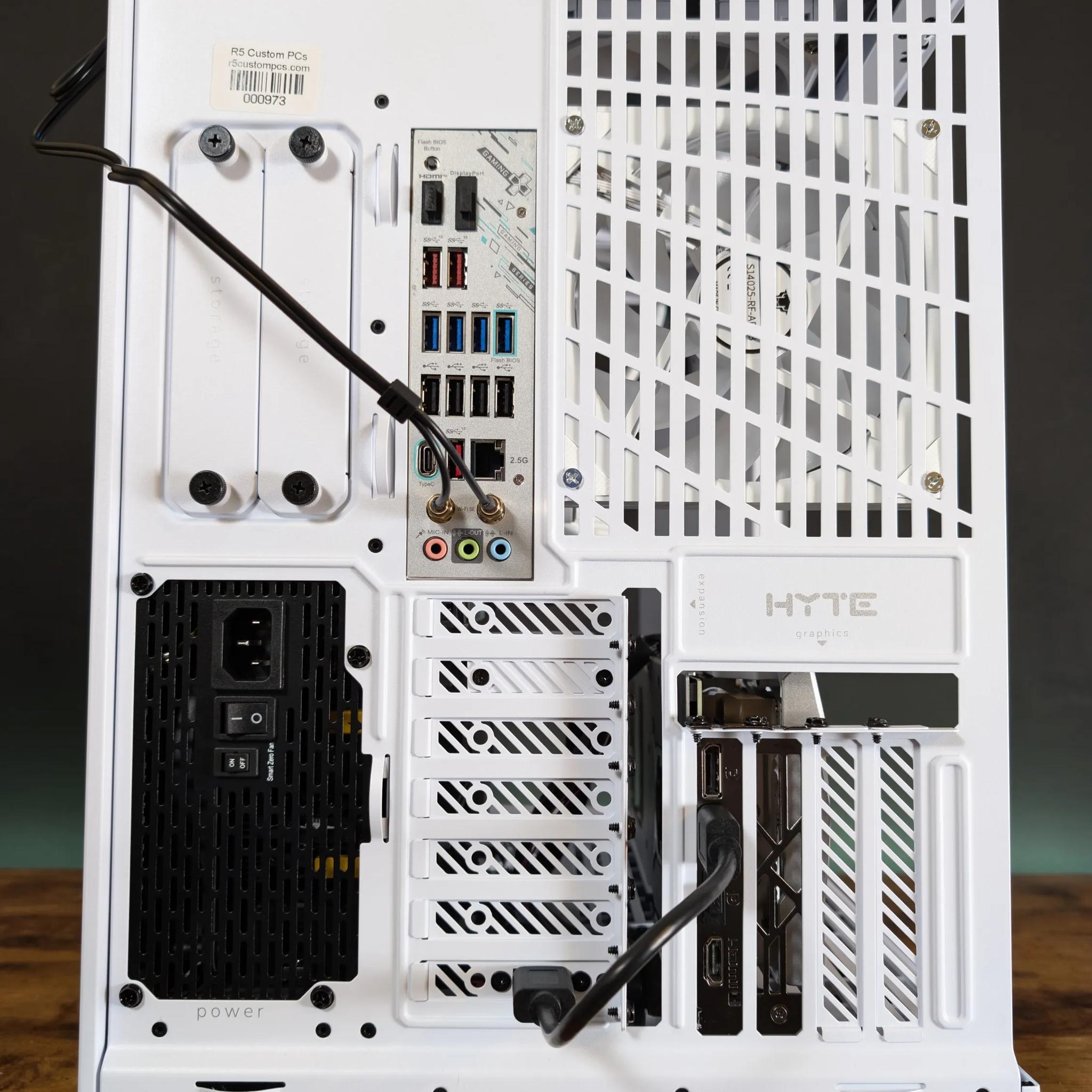 RTX 4070ti Super // Ryzen 9 7900x3D // 32GB DDR5 // 2TB Samsung 990 Pro // WiFi - Hyte Y70 Infinite!