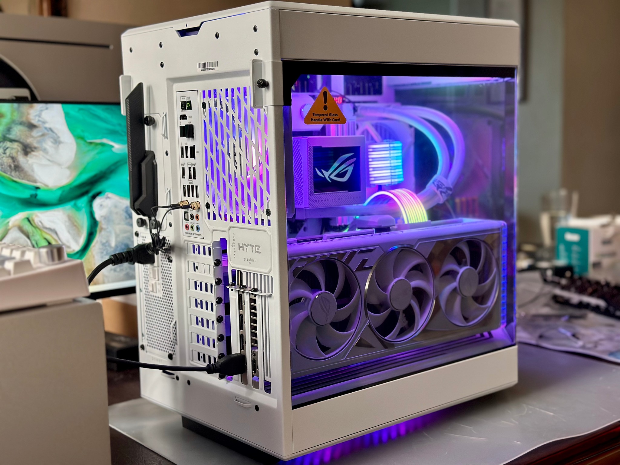 Unstoppable: 14700K, ROG 4080, 64GB 6000, 2TB, ROG FORMULA Z690, 850W, HYTE Y60, RYUJIN III 240mm