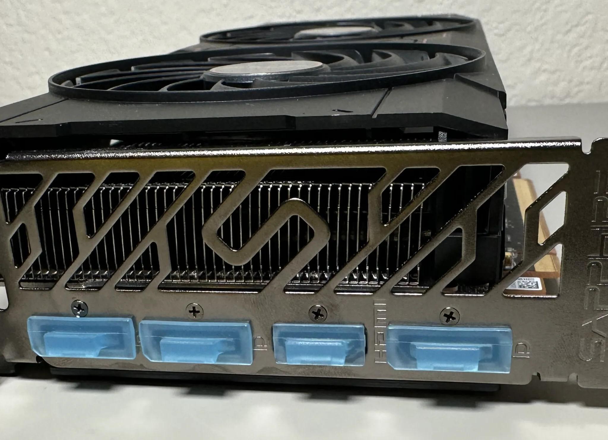 Sapphire PULSE RX 6700 XT AMD