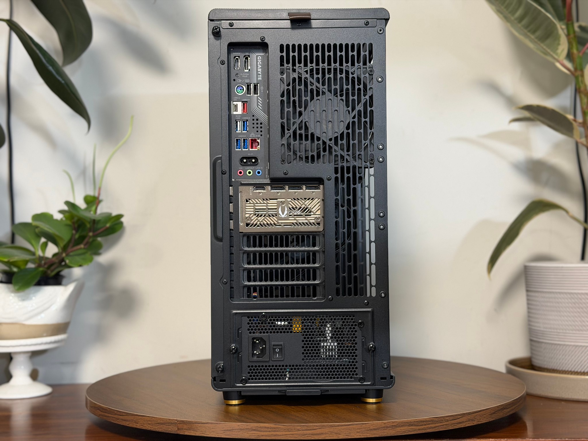 RTX 5080 Solid Core OC | Ryzen 7 9800X3D | 32GB DDR5 | B850 | 4TB SSD | 1000W Custom Gaming PC