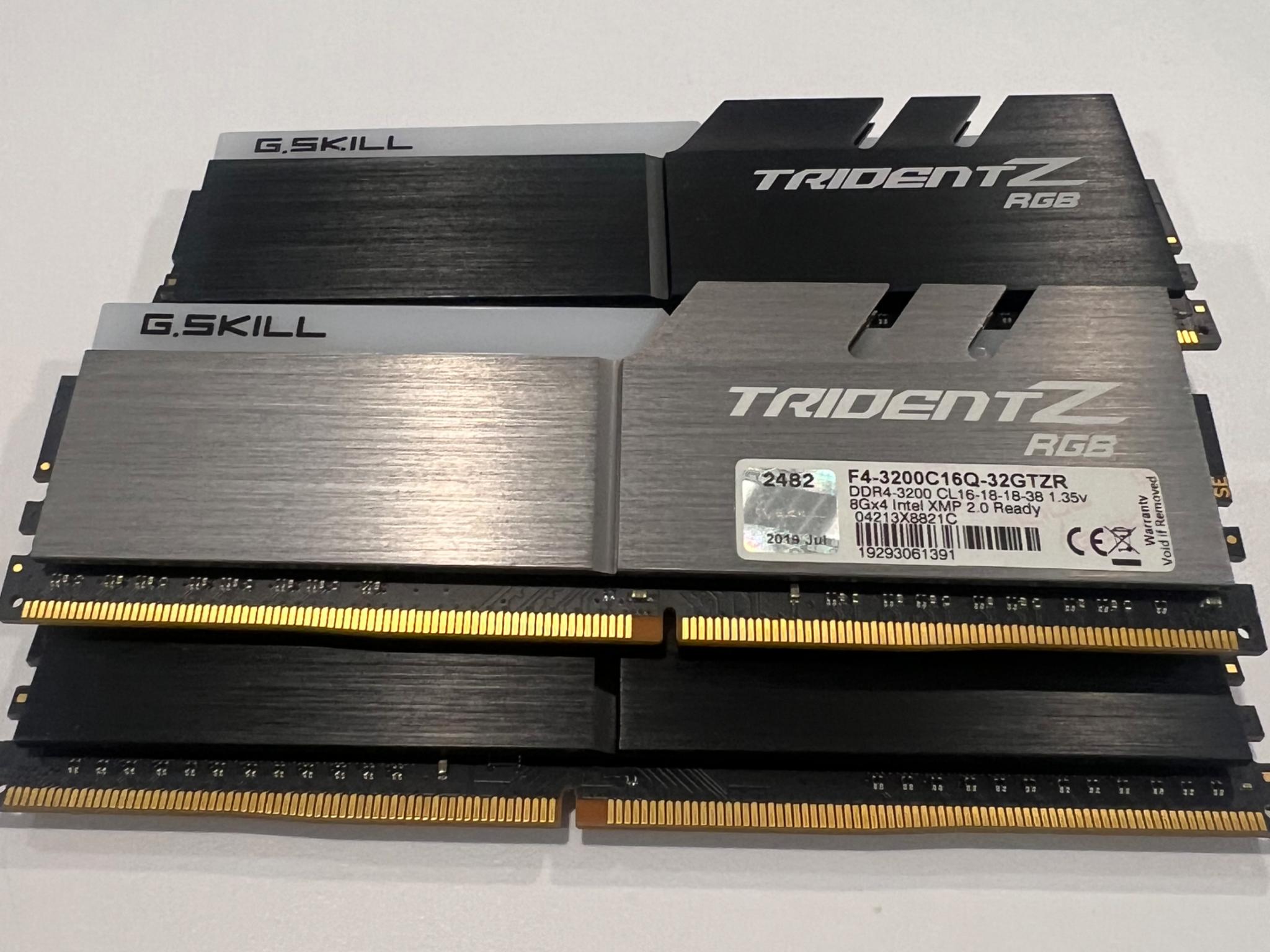 G.Skill Trident Z DDR4 32GB (4x8GB) 3200 CL16