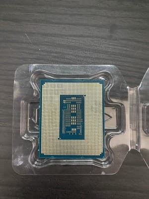 Intel Core i7-12700KF