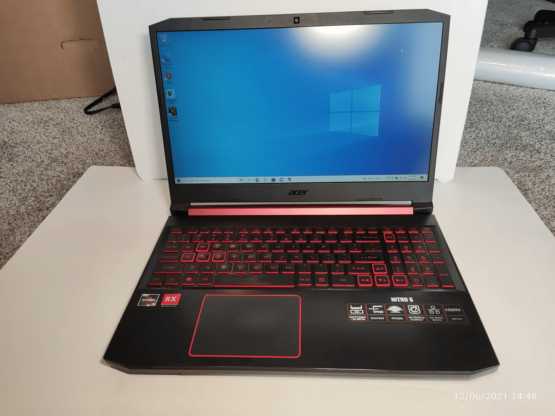 Acer Nitro 5 15.6" 1080p, Ryzen 5 3550H, RX560X GPU, 16gb Ram, 256GB + 500GB SSD Storage Laptop
