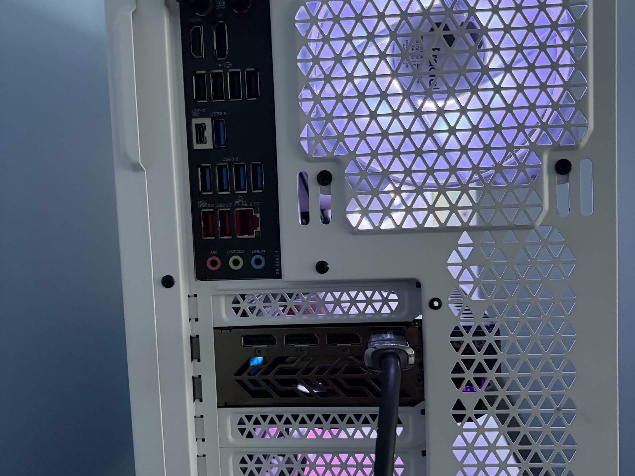 High-End Gaming PC (7800X3D + RX 7900 XT + 32gb DDR5)