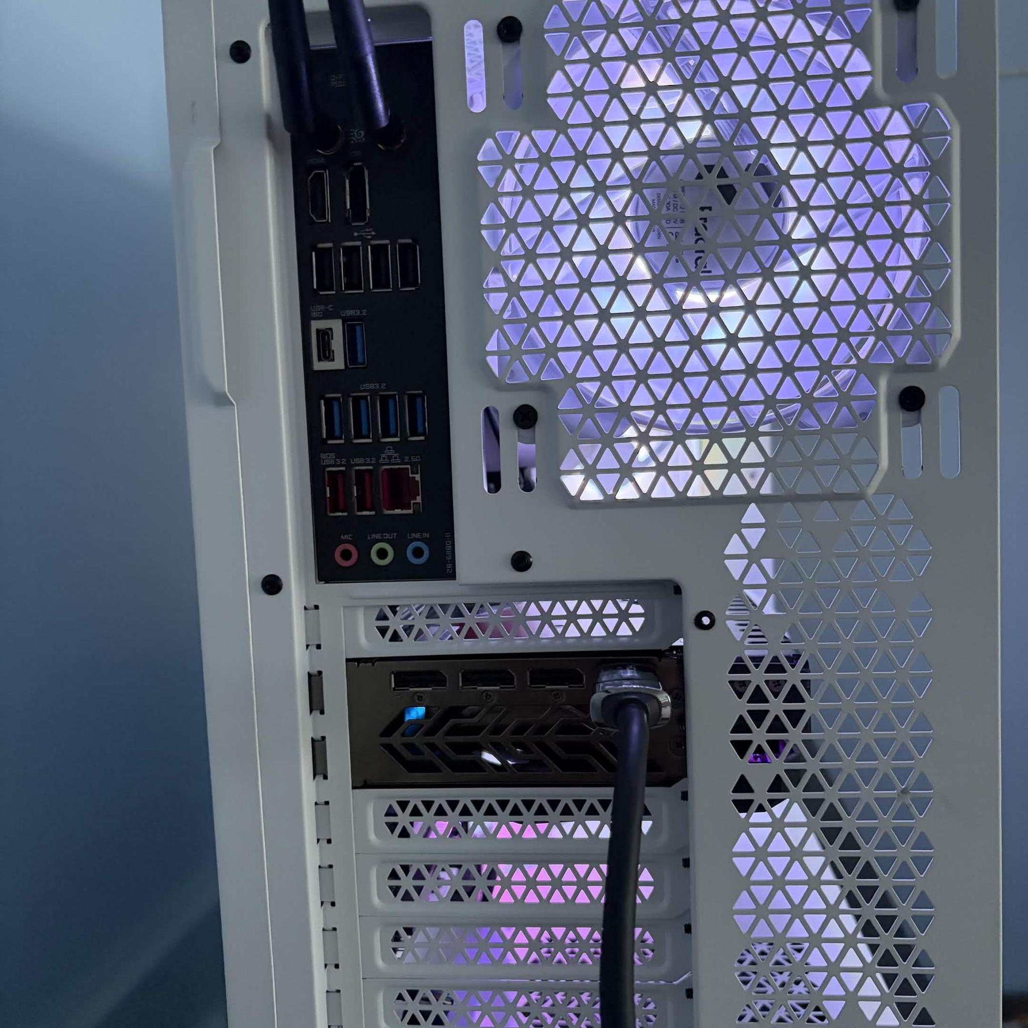 High-End Gaming PC (7800X3D + RX 7900 XT + 32gb DDR5)