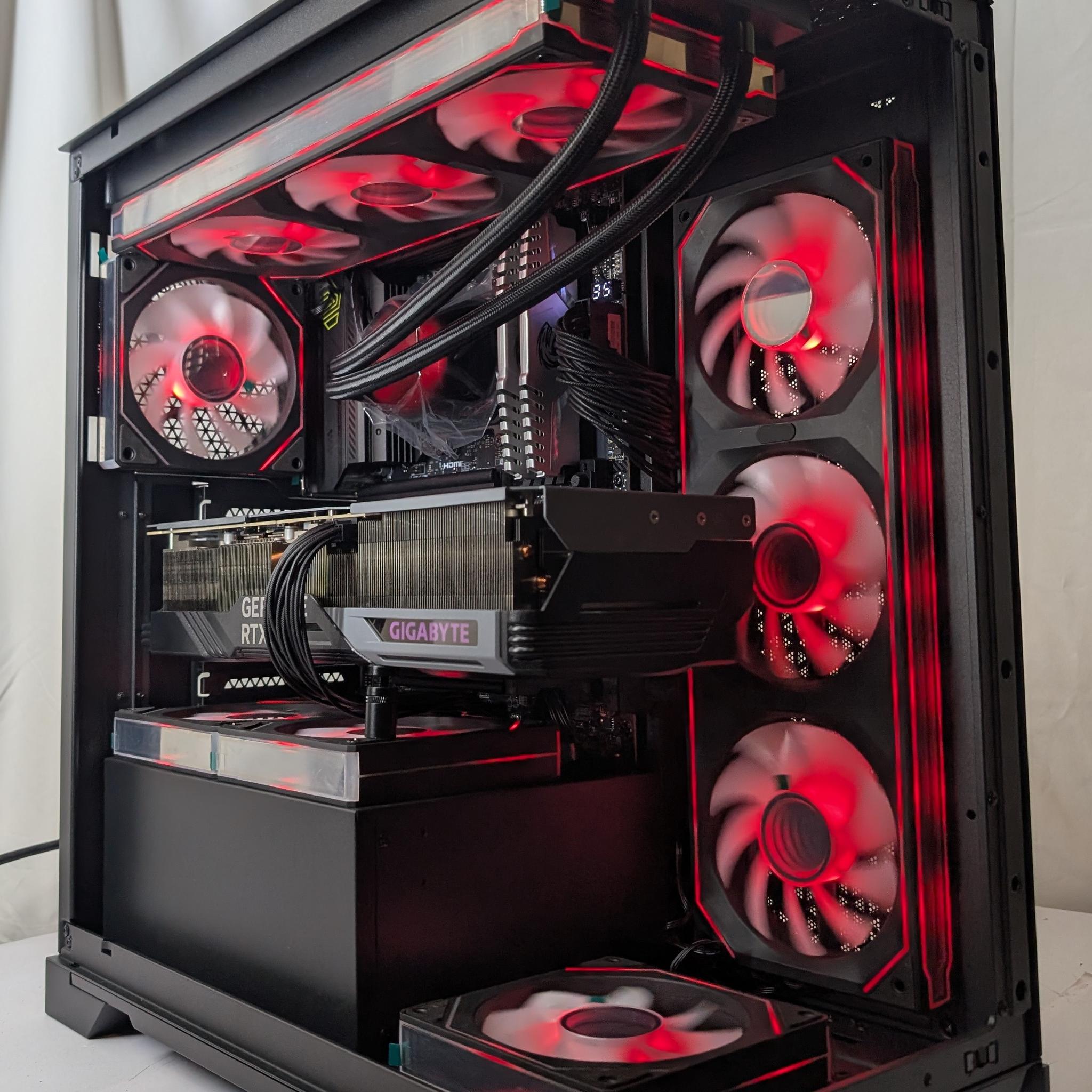 RTX 4080 | RYZEN 7 9800X3D | 32GB DDR5 | 2TB NVME | 850W PSU | 360MM AIO