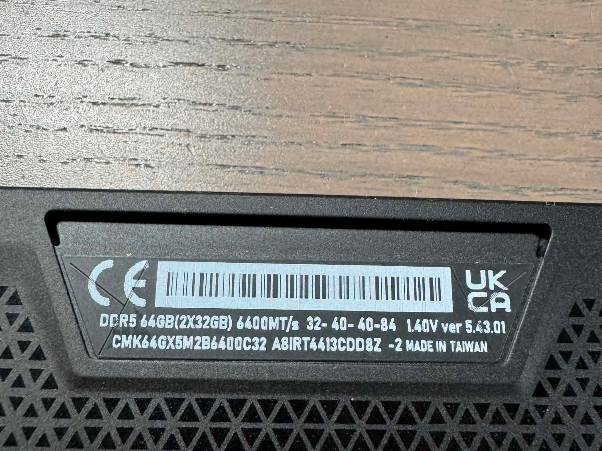 CORSAIR VENGEANCE DDR5 RAM 64GB (2x32GB) 6400 MHZ CL32