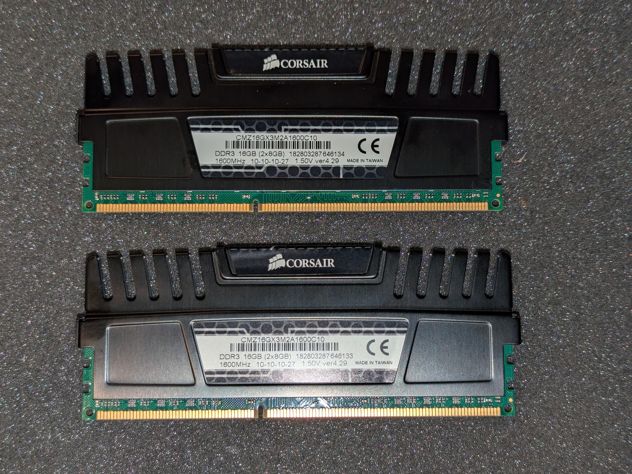 Corsair Vengeance 16GB DDR3 1600 (2x8GB) BLACK (CMZ16GX3M2A1600C10)