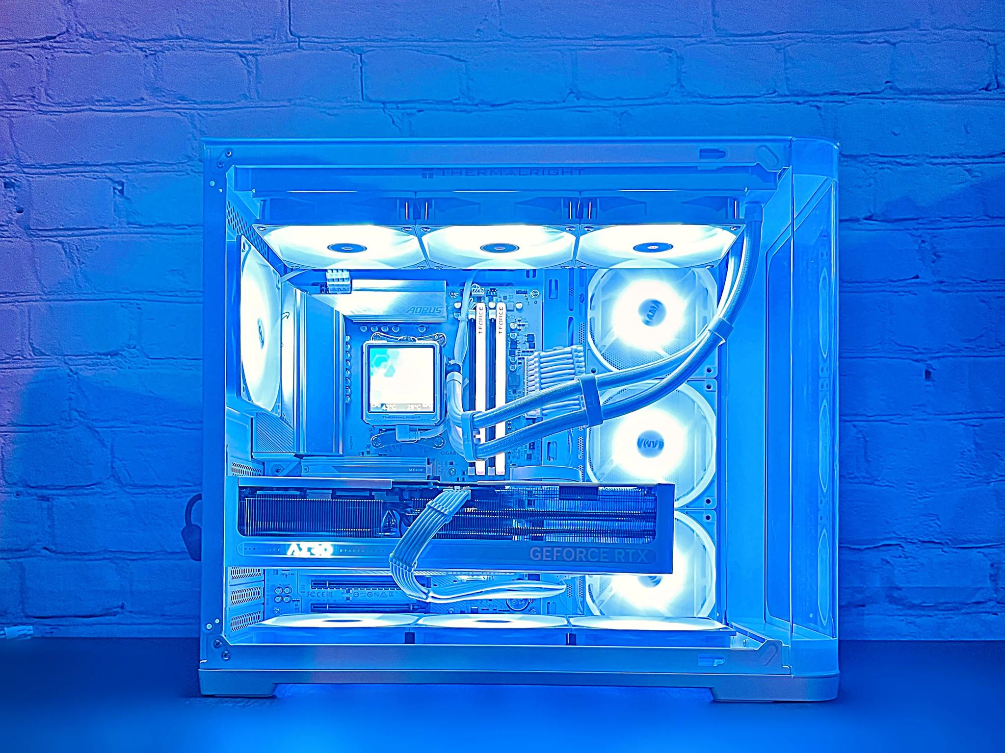RTX 5070 TI AERO Ryzen 7 7800X3D 32GB DDR5 RAM 2TB SSD M.2 WIN 11 PRO Gaming PC 🤯