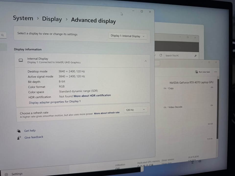 Razer Blade 16 4K/120Hz, Intel i9-13950HX CPU, 4070 GPU, 32GB RAM, 1TB storage