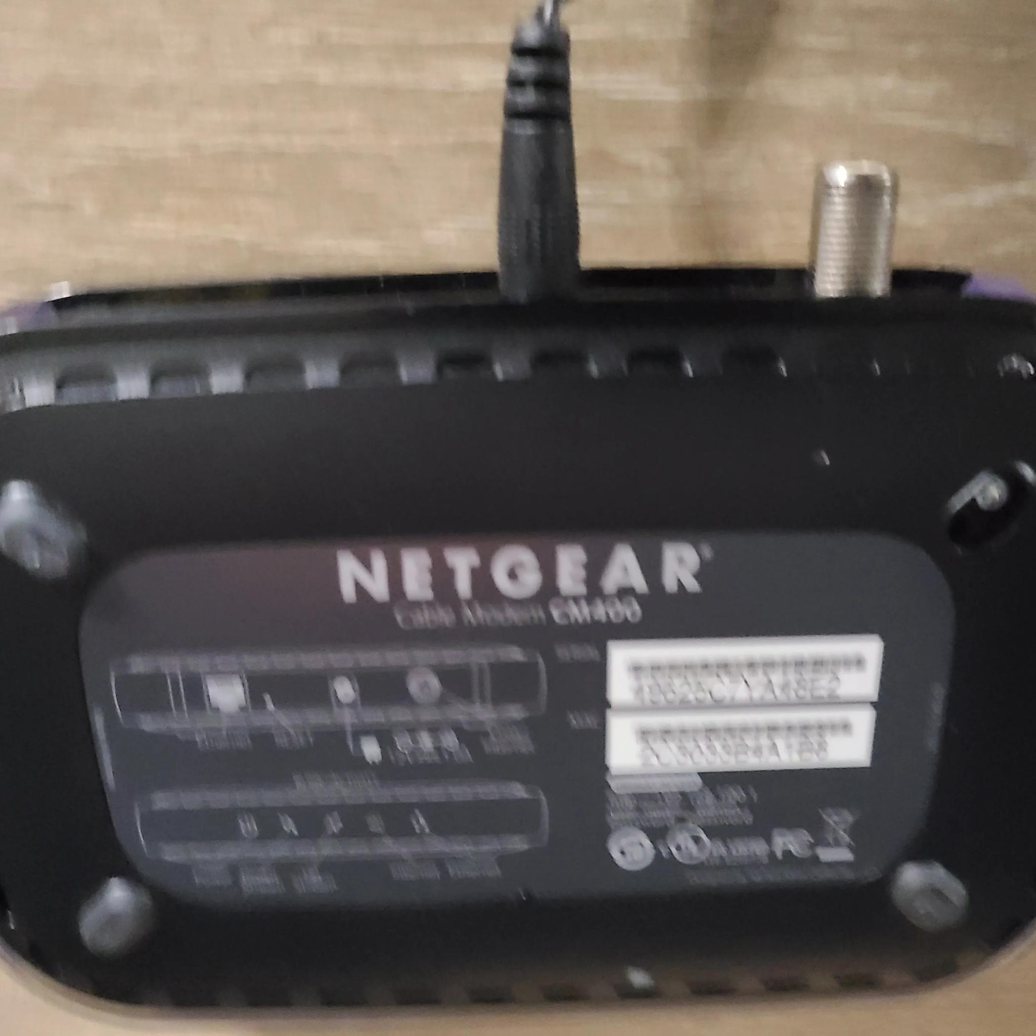 Netgear CM400 High Speed Cable Modem DOCSIS 3.0 (CM400-100NAS) 340 Mbps