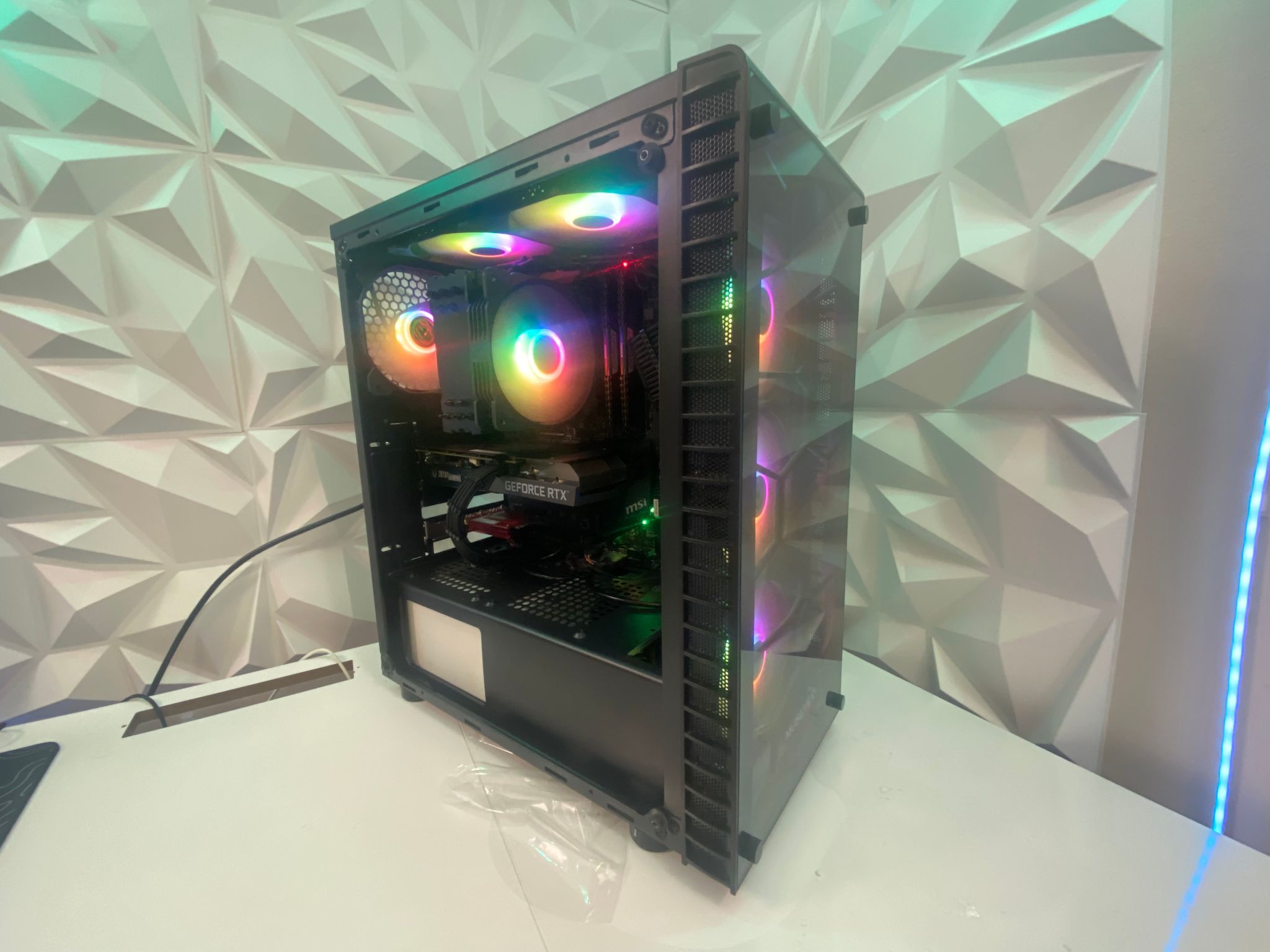New Year New PC | Ryzen 7 2700| RTX 3060 12GB| 16GB DDR4| 2TB Storage | Win11 Pro| Free Shipping!
