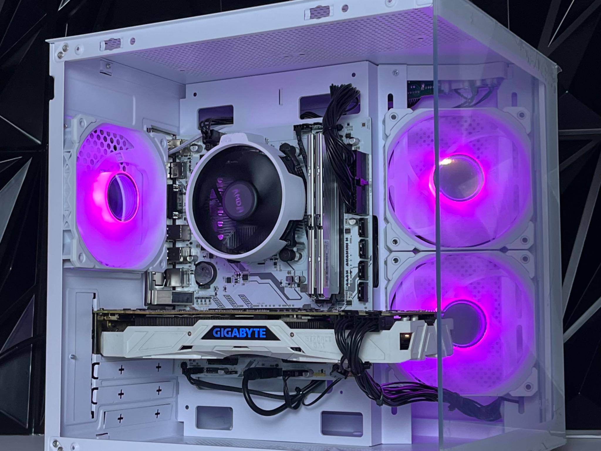 ALL WHITE ❄️WINTER THEMED❄️ THE G.O.A.T CUSTOM GAMING PC GTX 1080TI