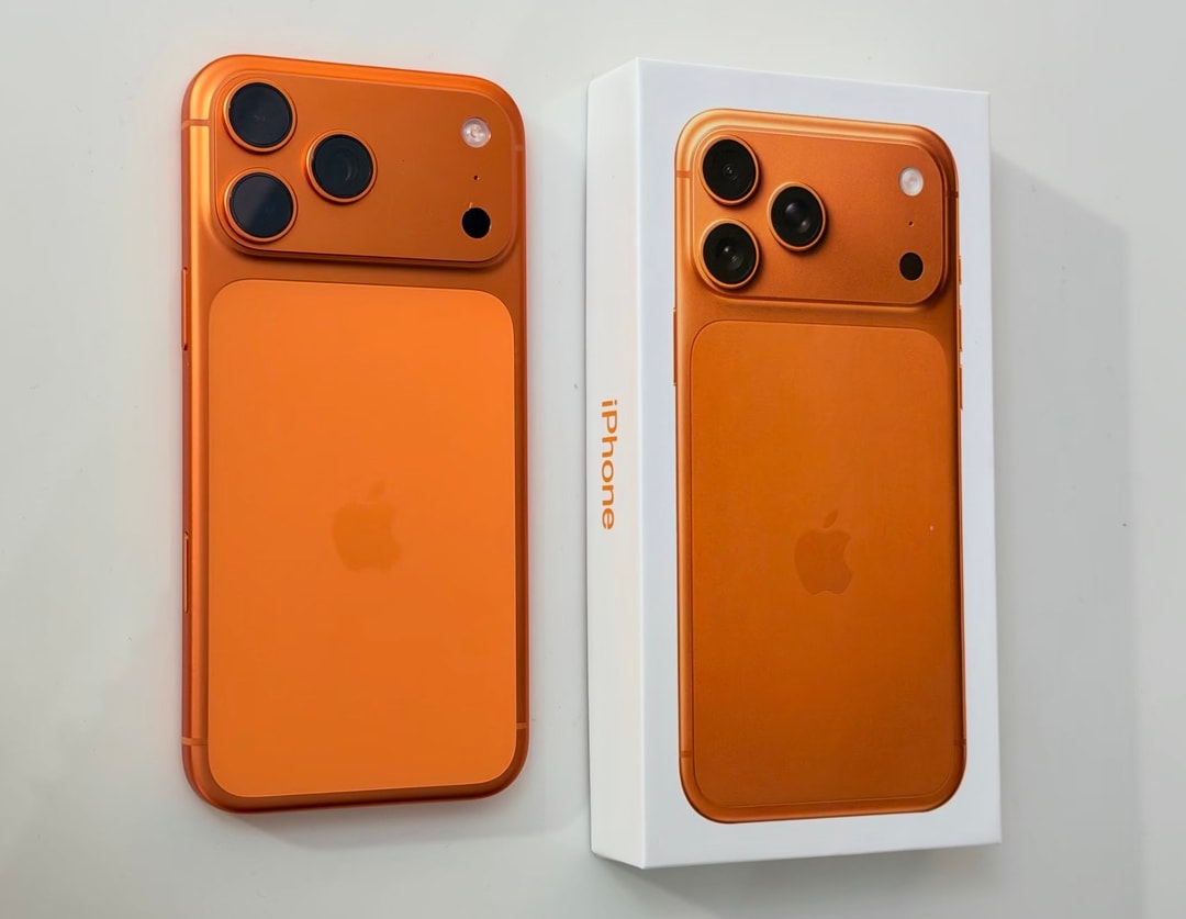 iPhone 17 Pro Max 1 TB Cosmic Orange | Jawa