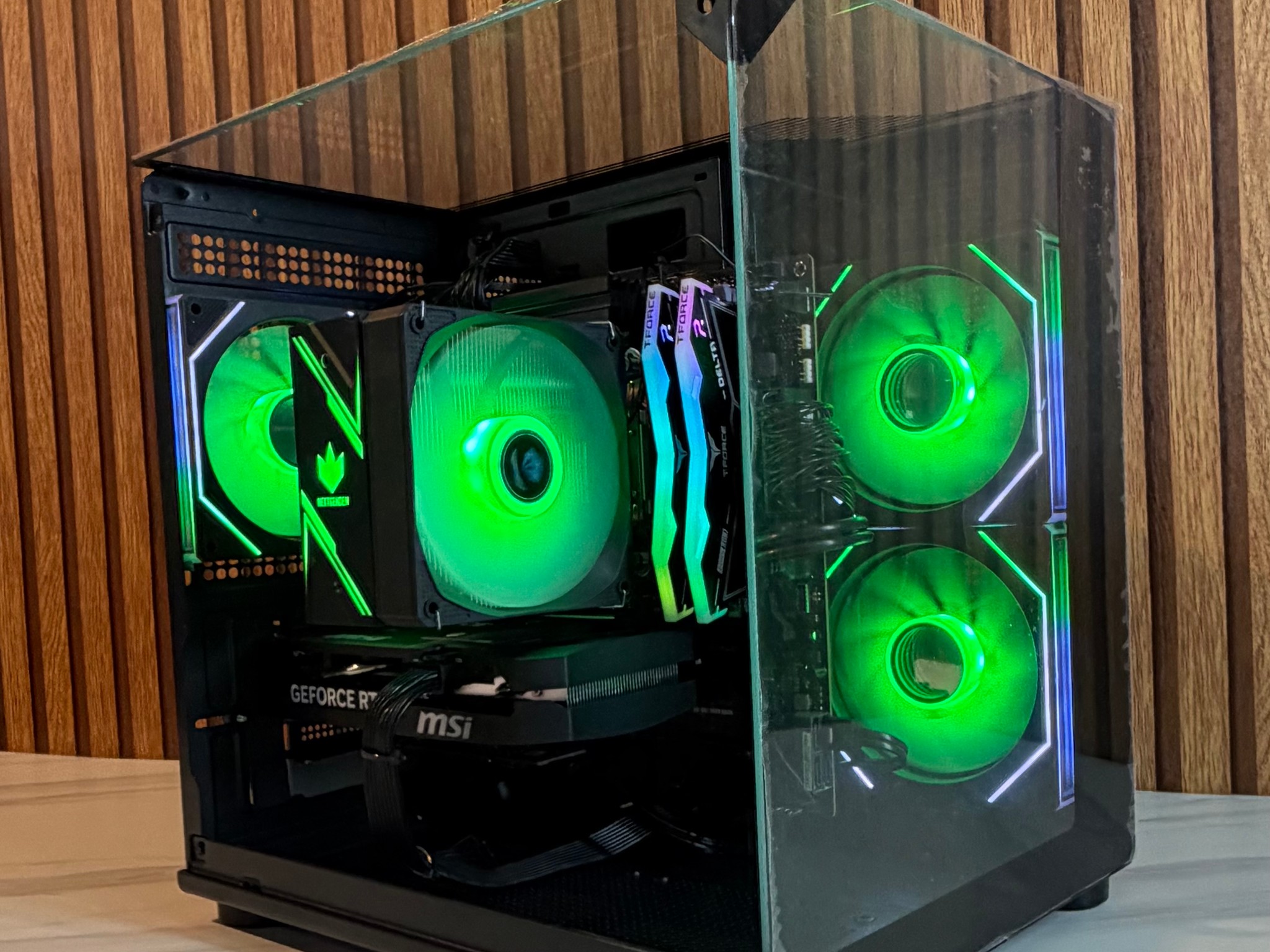 RTX 5060 | RYZEN 5 7600X | 16GB DDR5 | 1TB NVME | 650W