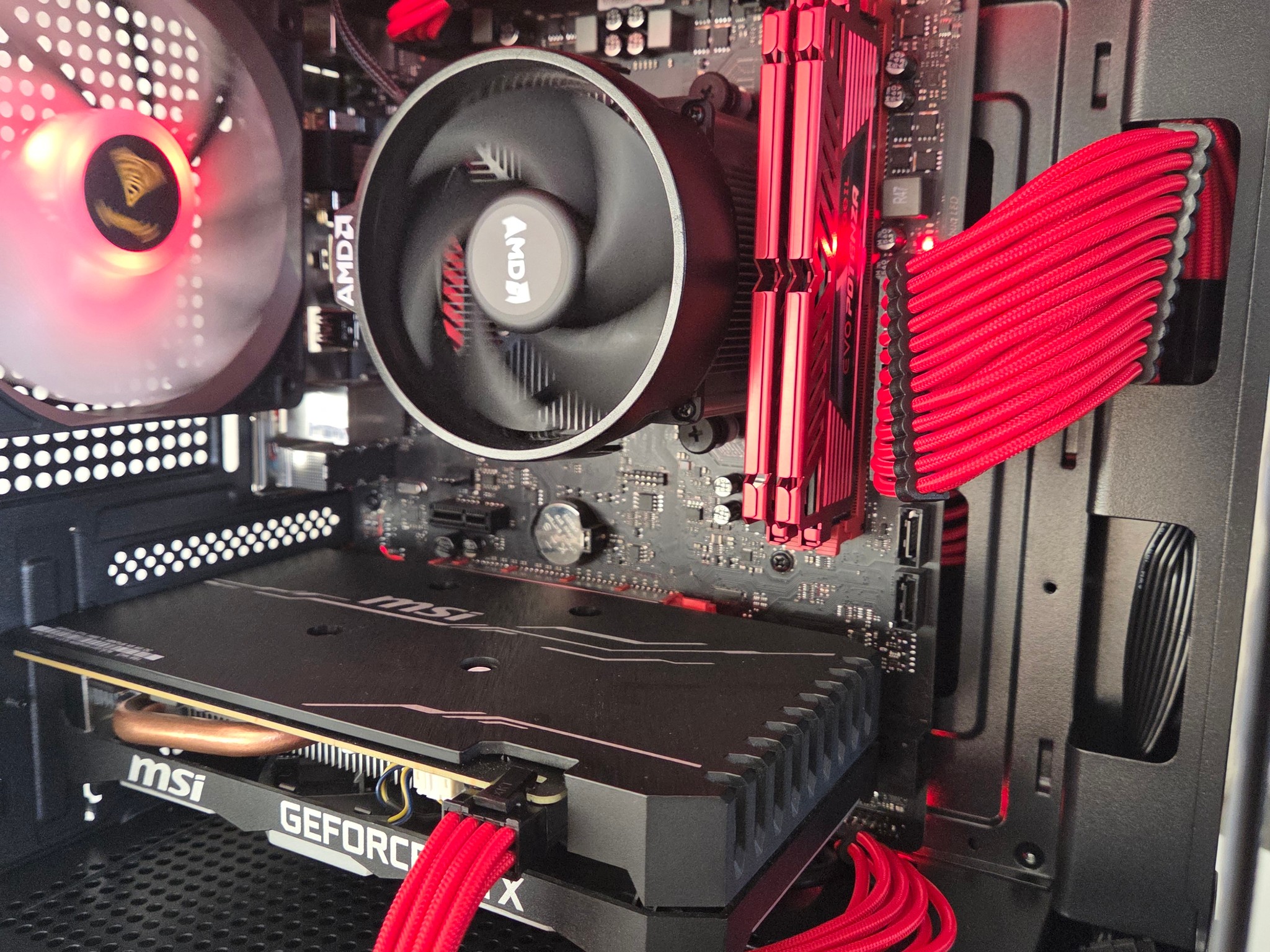 Red Riot | Budget Red-Themed Gaming PC ❤️🔴❤️