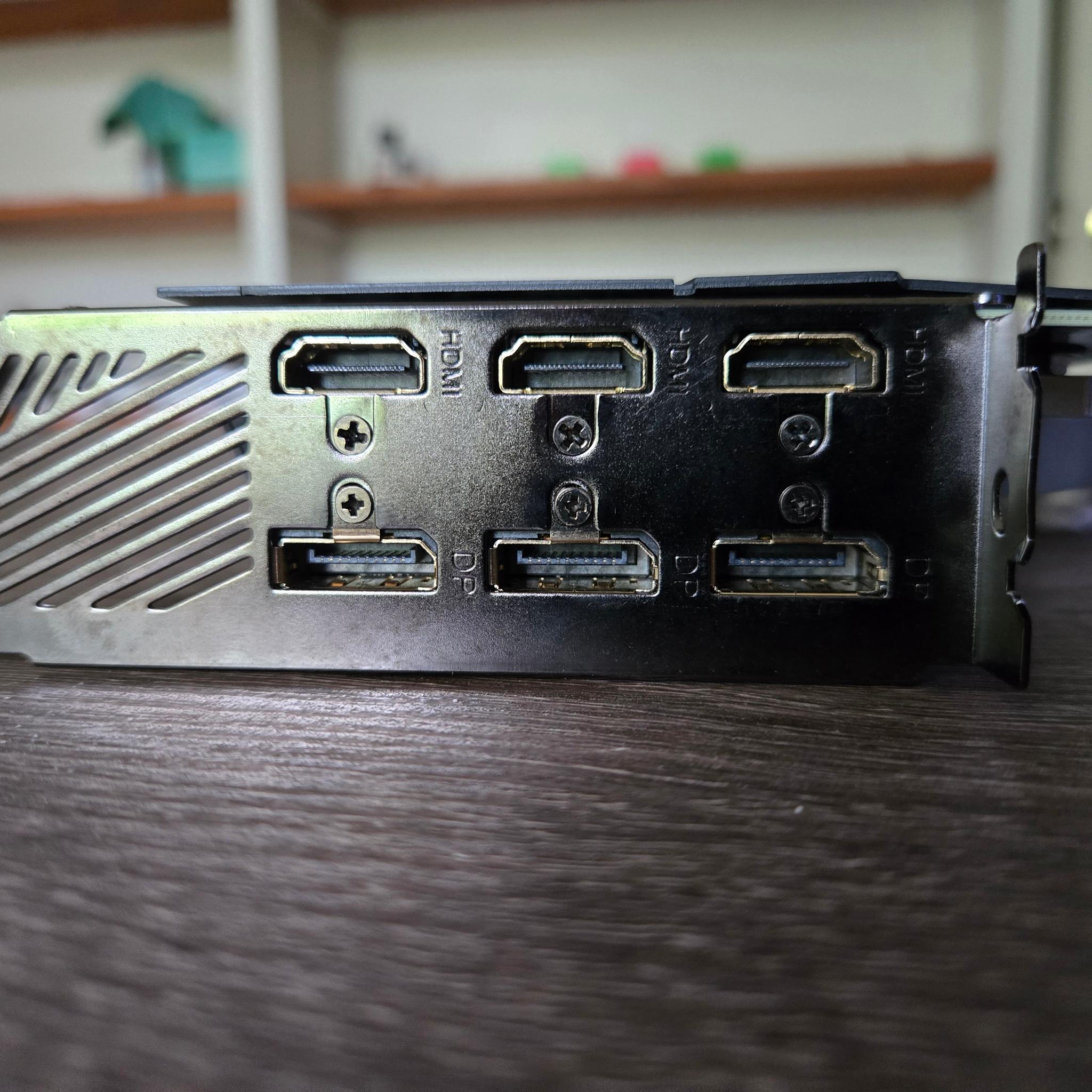 Gigabyte Aorus Xtreme Waterforce RTX 3080 10GB !!Needs custom loop!!