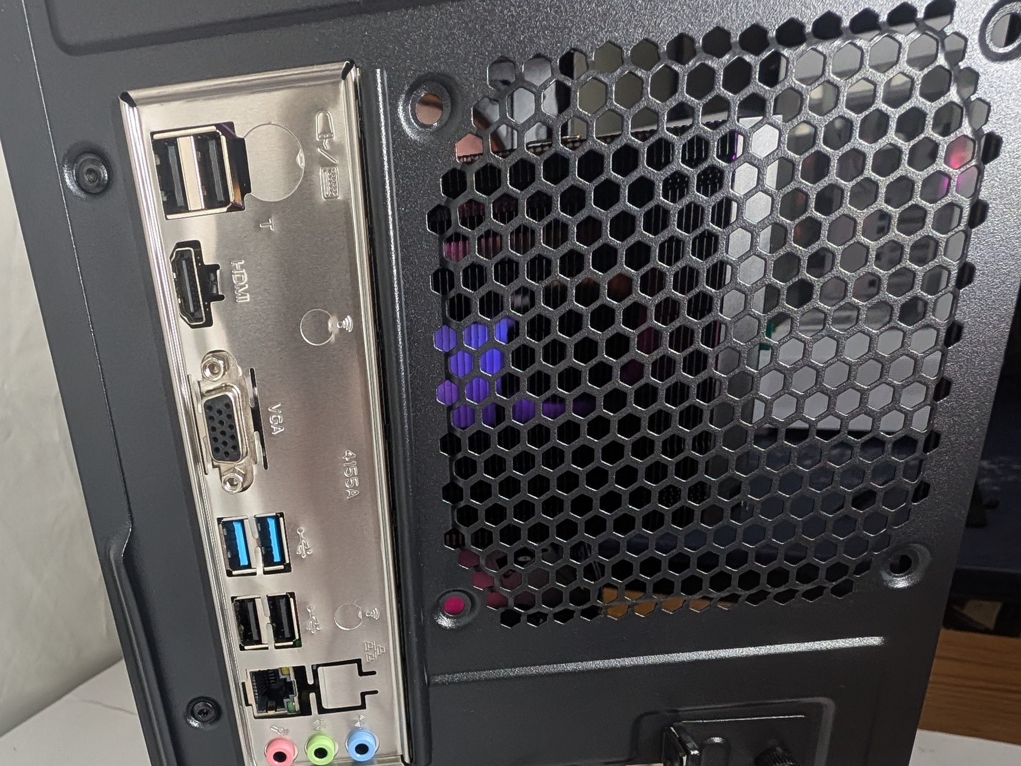 RTX 2080 | RYZEN 5 3600 | 1 TB NVME | 16GB DDR4 | 650W