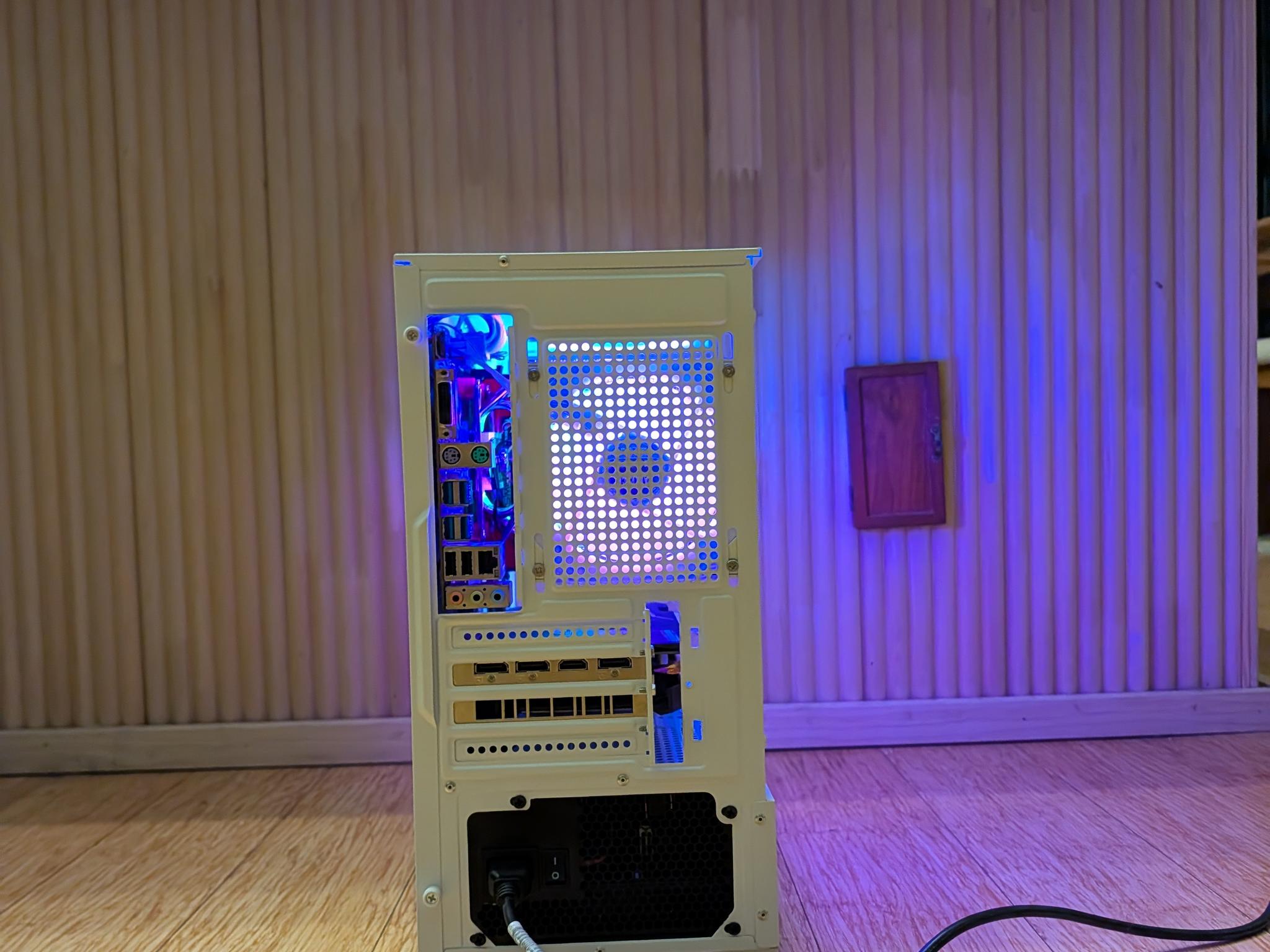 Custom Gaming PC | GTX 1660 TI | R5 3600X | 16GB DDR4 | 512GB NVME |