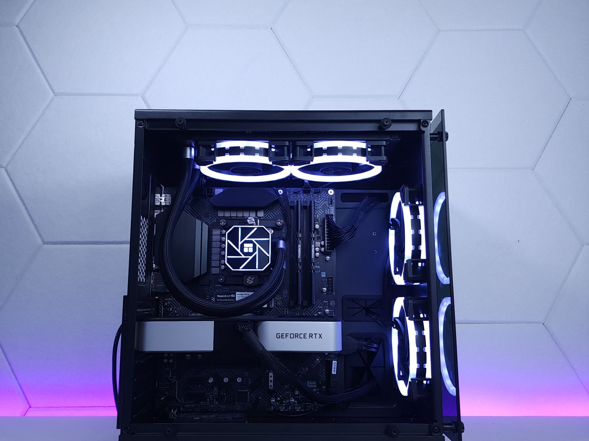 🖤🤍RTX 3060Ti | Core i5 12600KF | 16GB 3200MHz | 1TB NVMe SSD