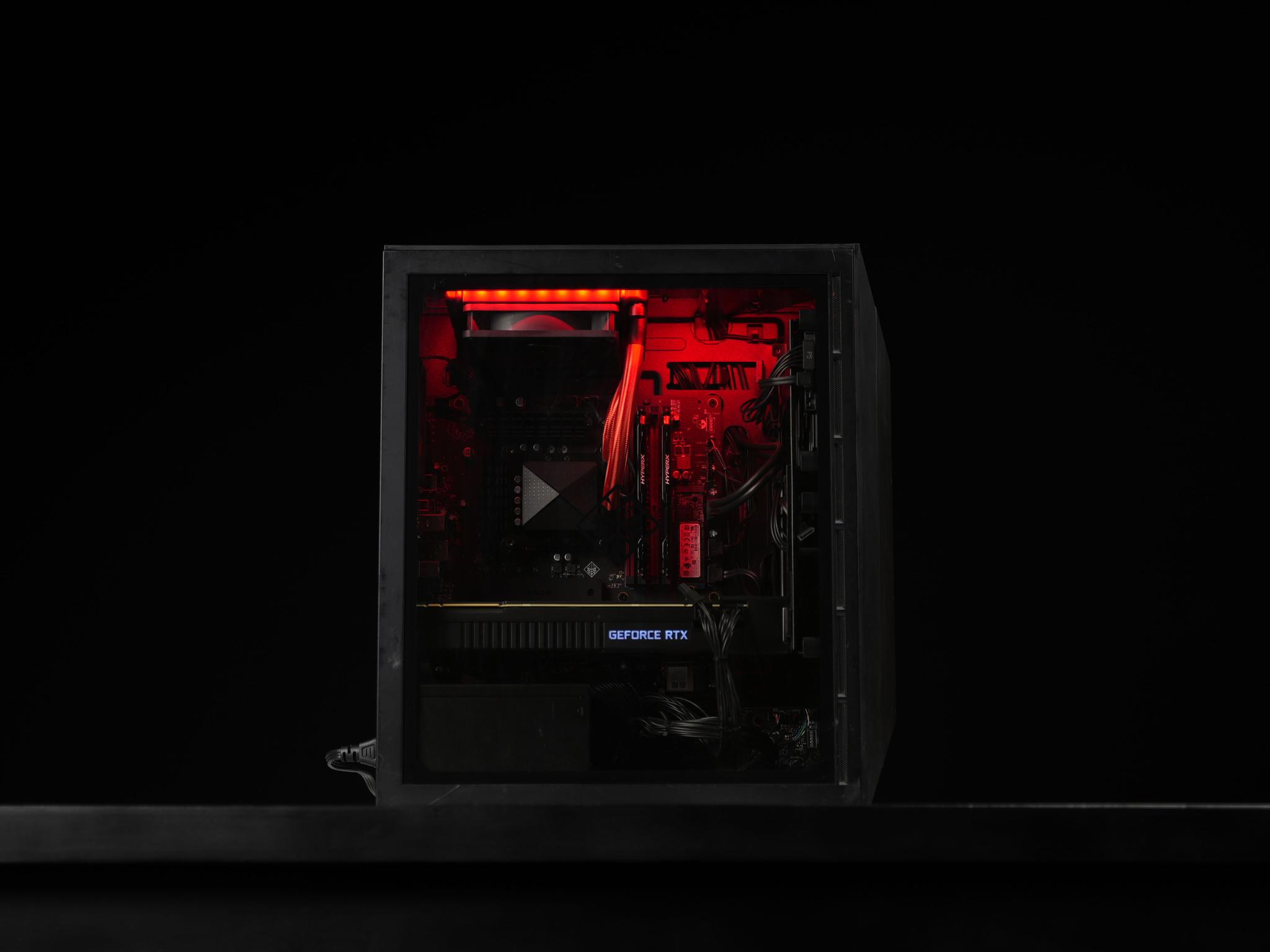 \ QF-00 / RTX 2070 Super Intel Core i7 9700K 16GB 1.2TB Windows 11 Gaming PC Powerhouse