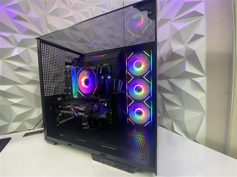 New Year New PC | intel i7 8700K| RTX 2060 Super 8GB| 16GB DDR4| 500GB SSD | Win11| Free Shipping!