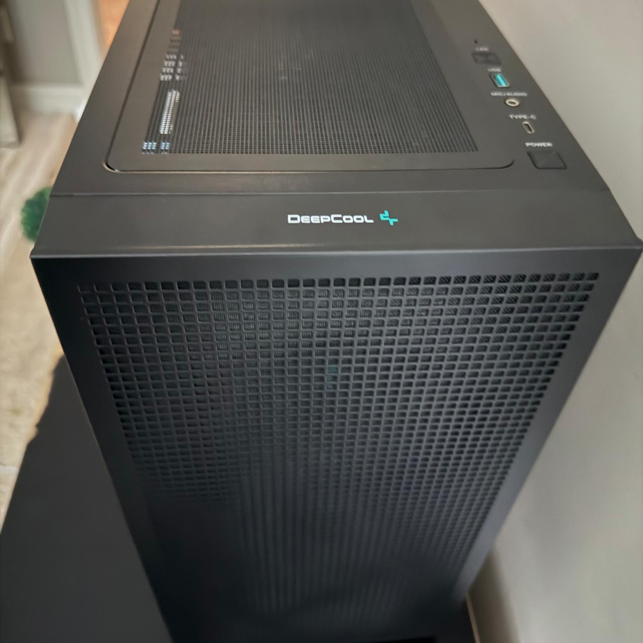 RTX 5070 Ti, Ryzen 7 9800X3D, 32GB DDR5, 4TB - 4K Gaming PC