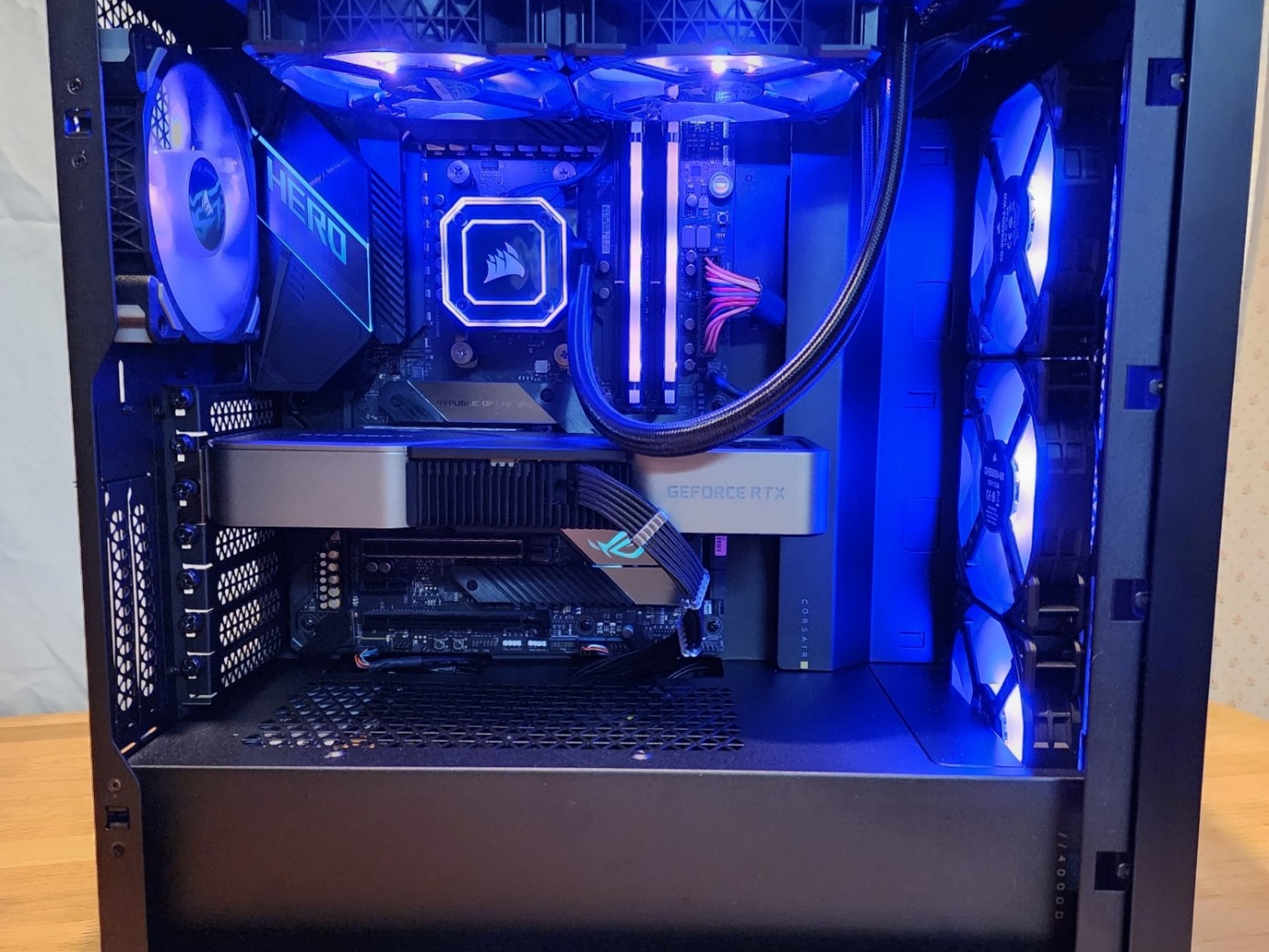 ALL Corsair Liquid Cooled Gaming Setup - READ DESCRIPTION!!!