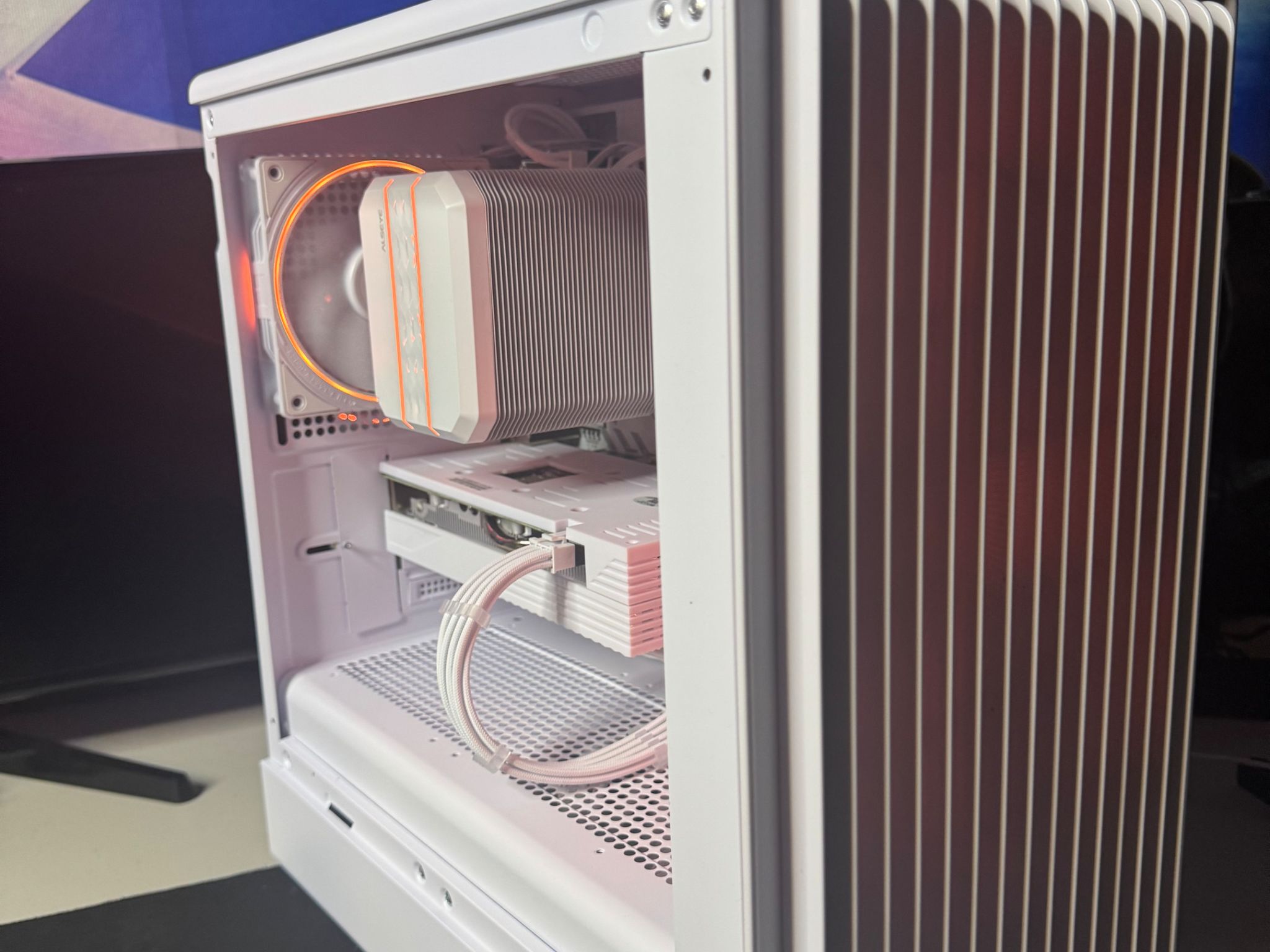 Fire Tech Labs: The Creator RYZEN 5 3500X / RX 5600 / 16gb ram / 512gb