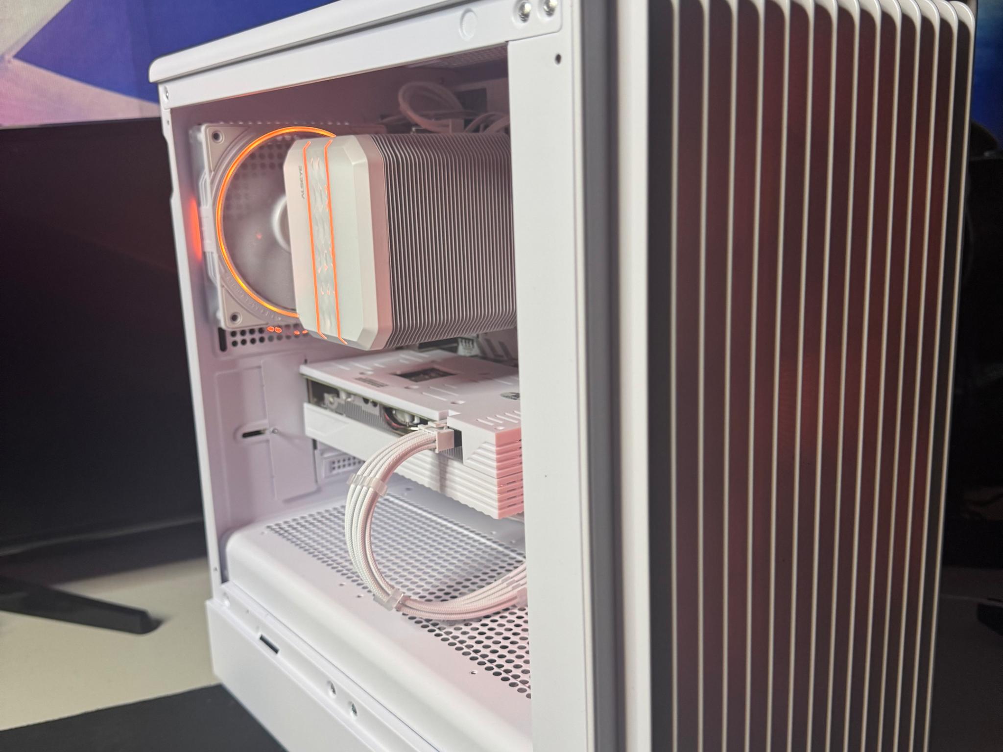 Fire Tech Labs: The Creator RYZEN 5 3500X / RX 5600 / 16gb ram / 512gb