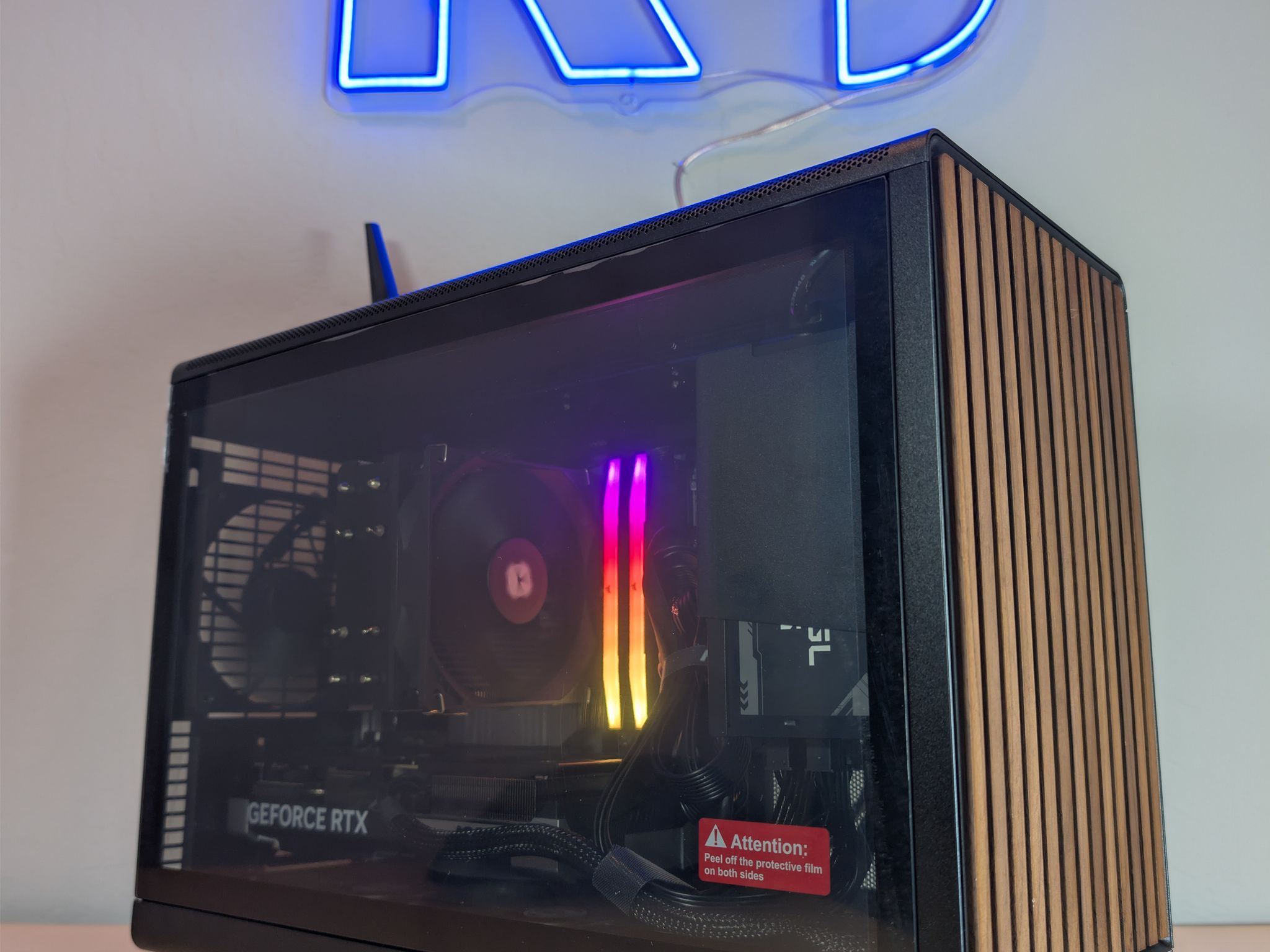 RTX 5070 // Ryzen 9600x // 32GB DDR5 // 1TB Gen4 NVMe // WiFi