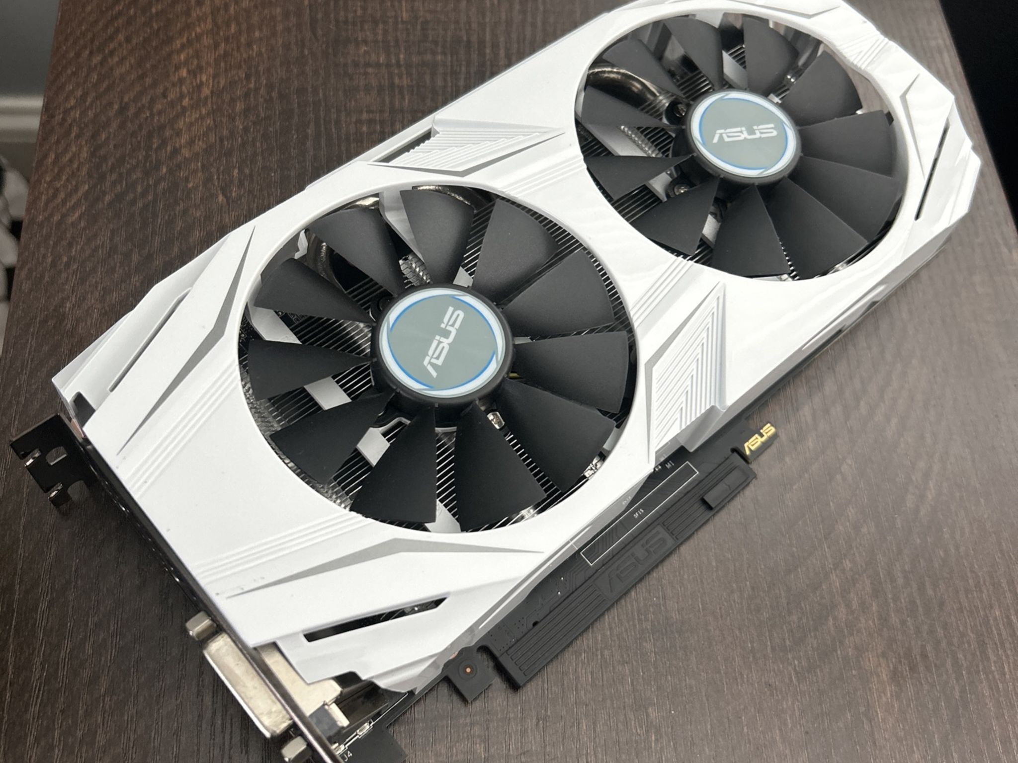 ASUS GTX 1060 3GB