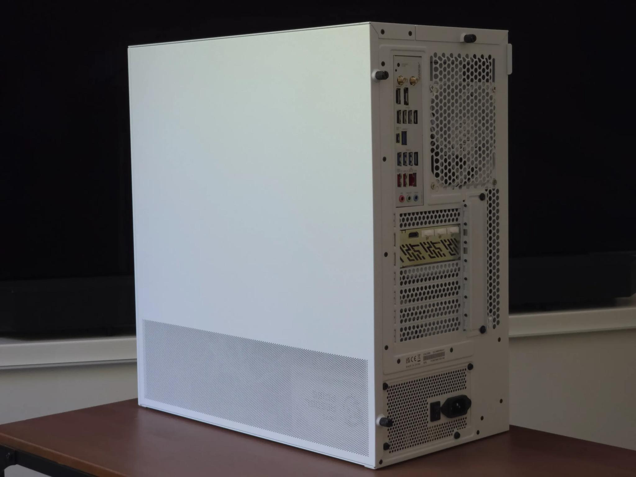 Apex II All-White 4K Gaming PC | Ryzen 7 9800X3D | RX 9070 XT 16 GB | 32GB | 2TB | 2 Year ...