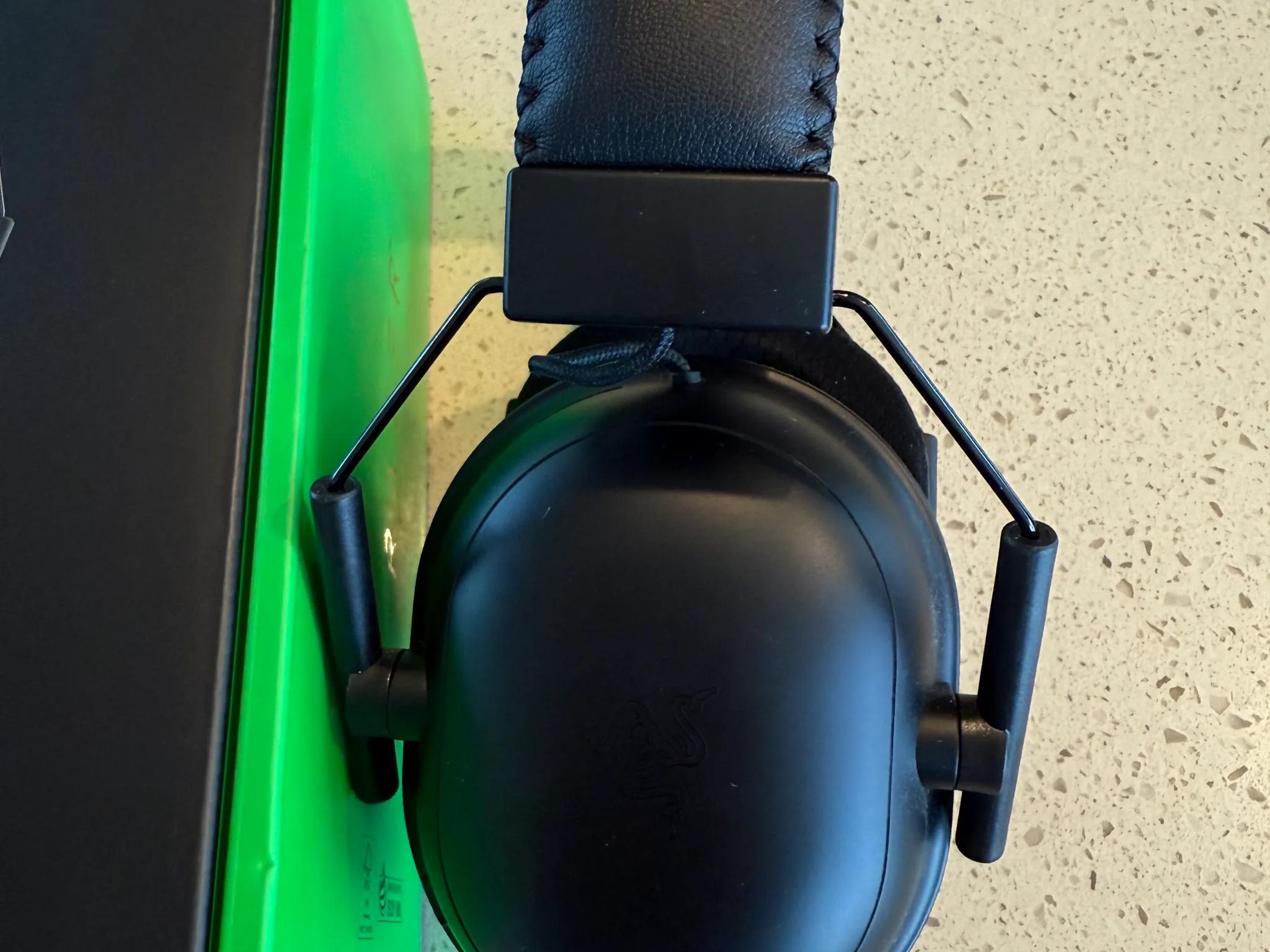 Razer BlackShark V2 Pro 2023 with Wicked Cushions Cooling Gel Cushions