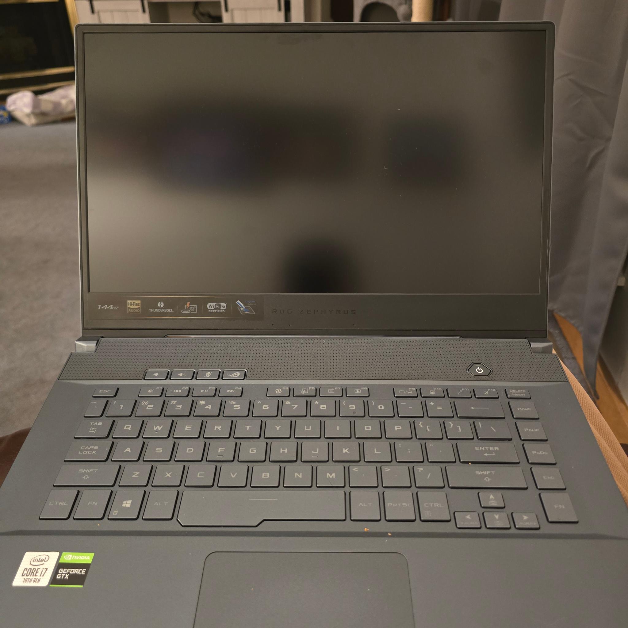 Asus ROG Zephryus M15