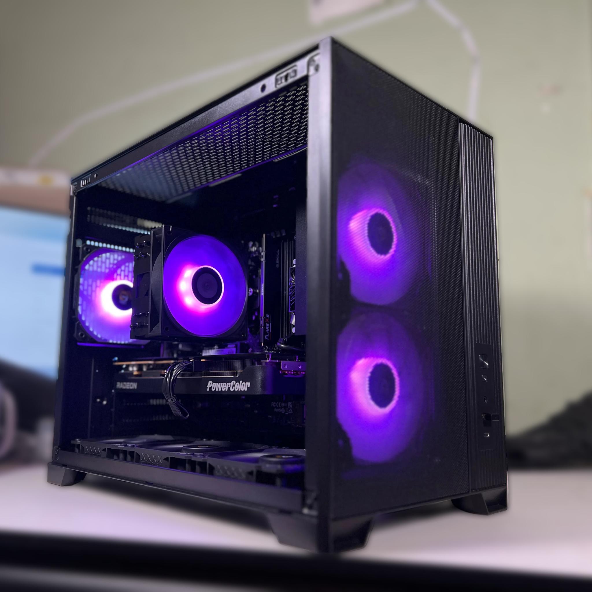 FLUX M | R5 7500X3D + RX 9070 XT | 16GB DDR5 | 1TB NVMe