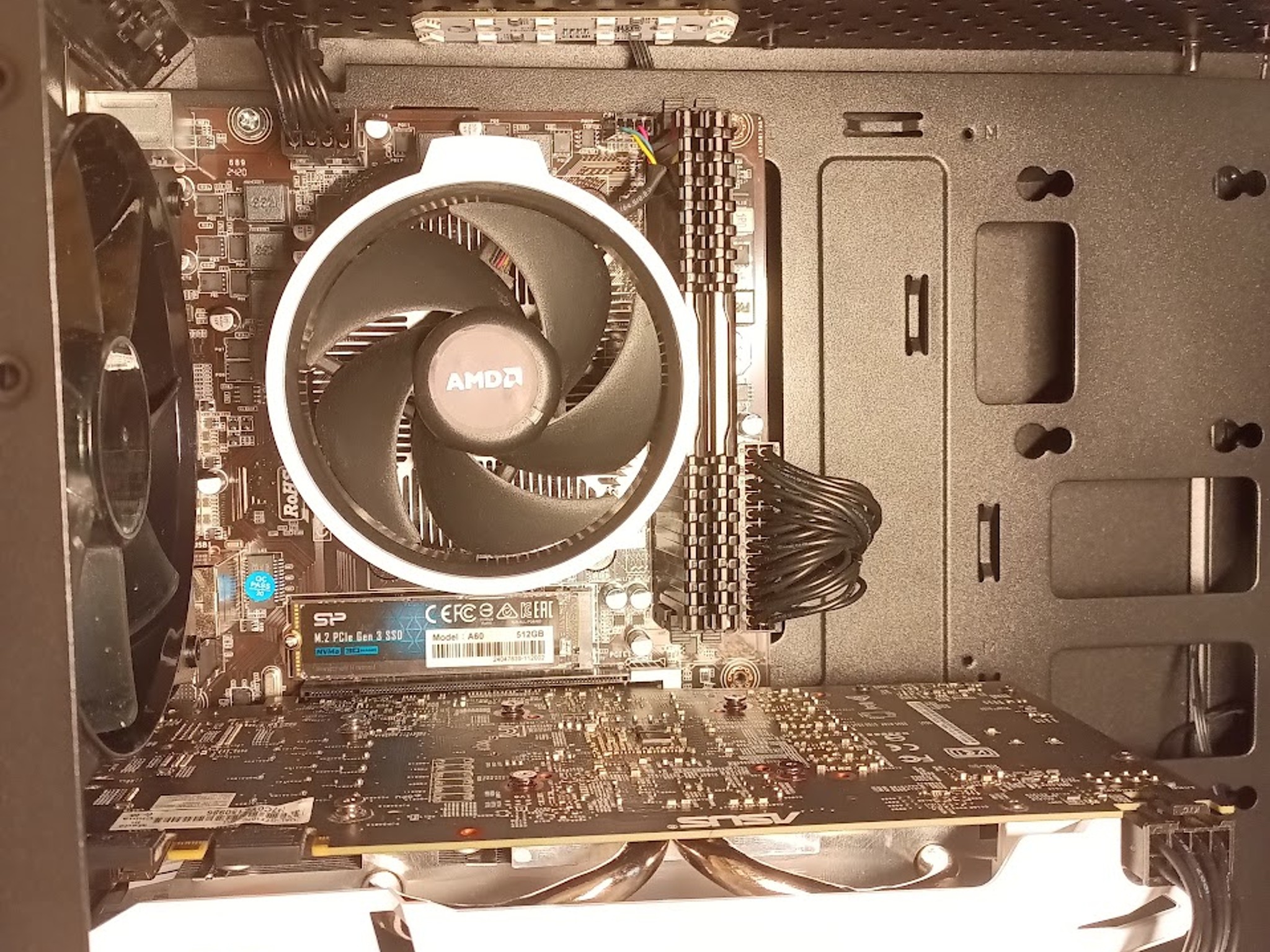 *Fortnite 1080p*Ryzen 5 3600x 4.4Ghz Max Boost 16gb Ram 512gb M.2- Asus 1070 8gb Fortnite 250fps