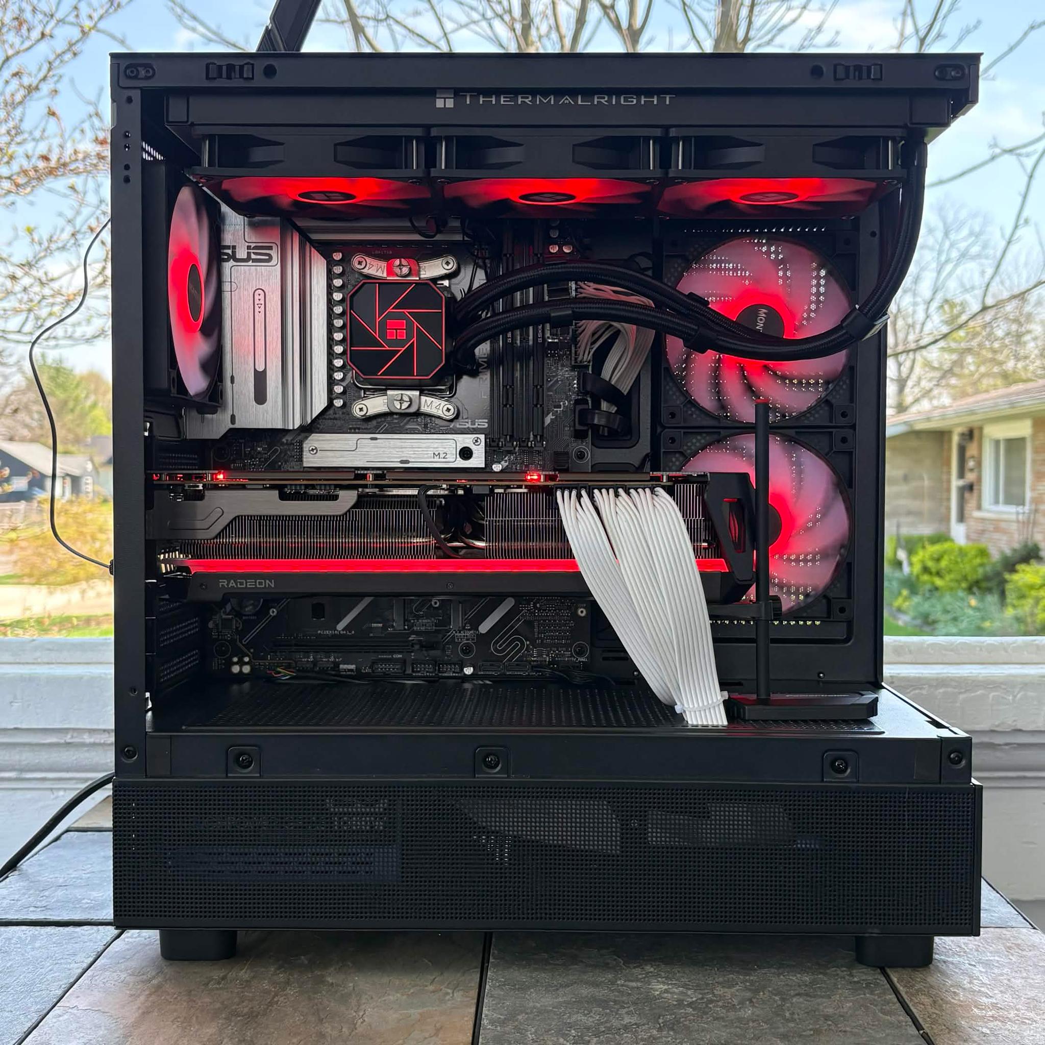 Ryzen 7 9700X • RX 7900 XTX 24GB • 32GB DDR5 • X870 WiFi 🖤 Black Cat Customs – Crimson Fang 🖤
