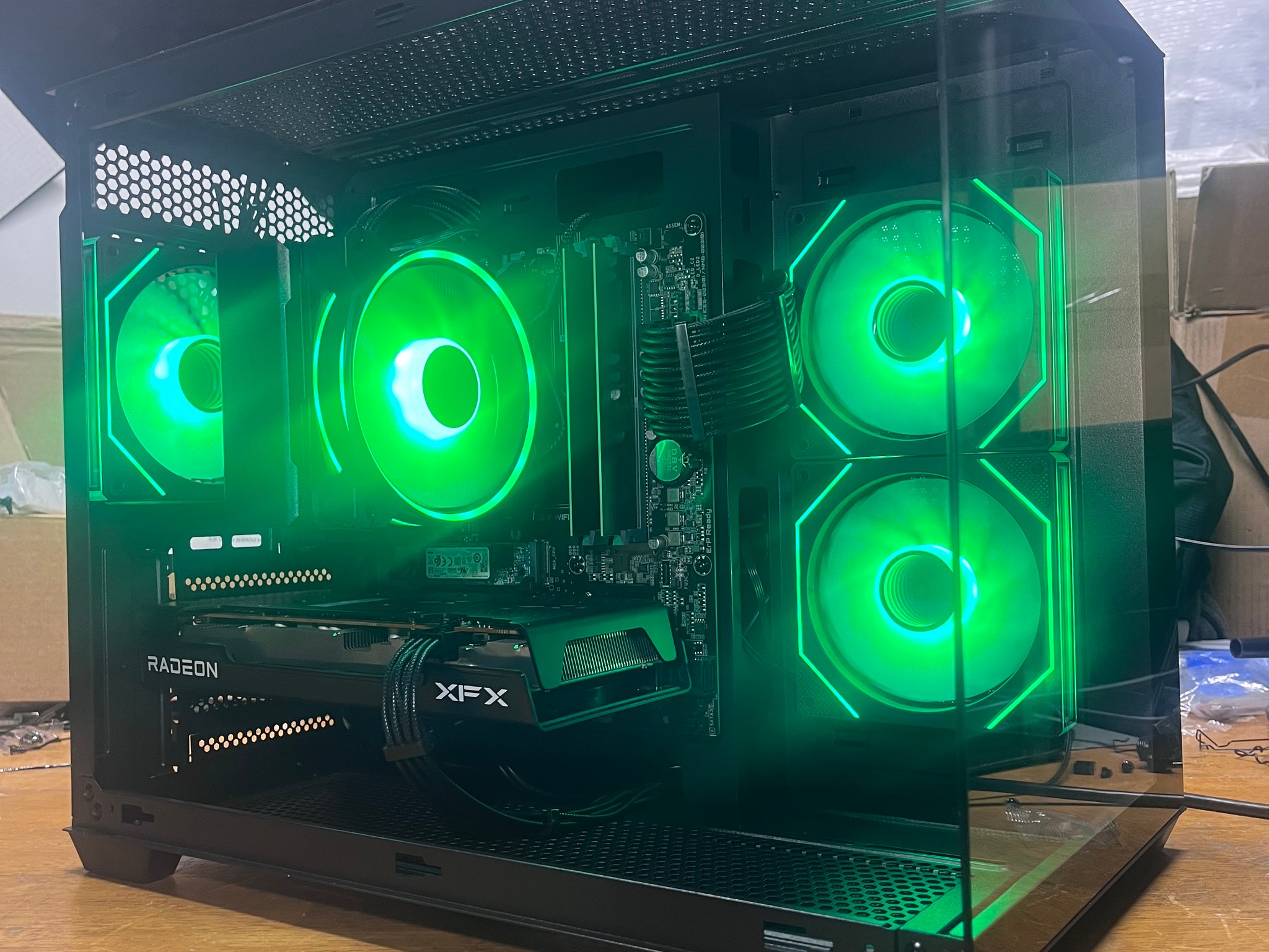 RX 7600 | Ryzen 5 5500 | 16GBs RAM | 1.5GB SSD | Gaming PC