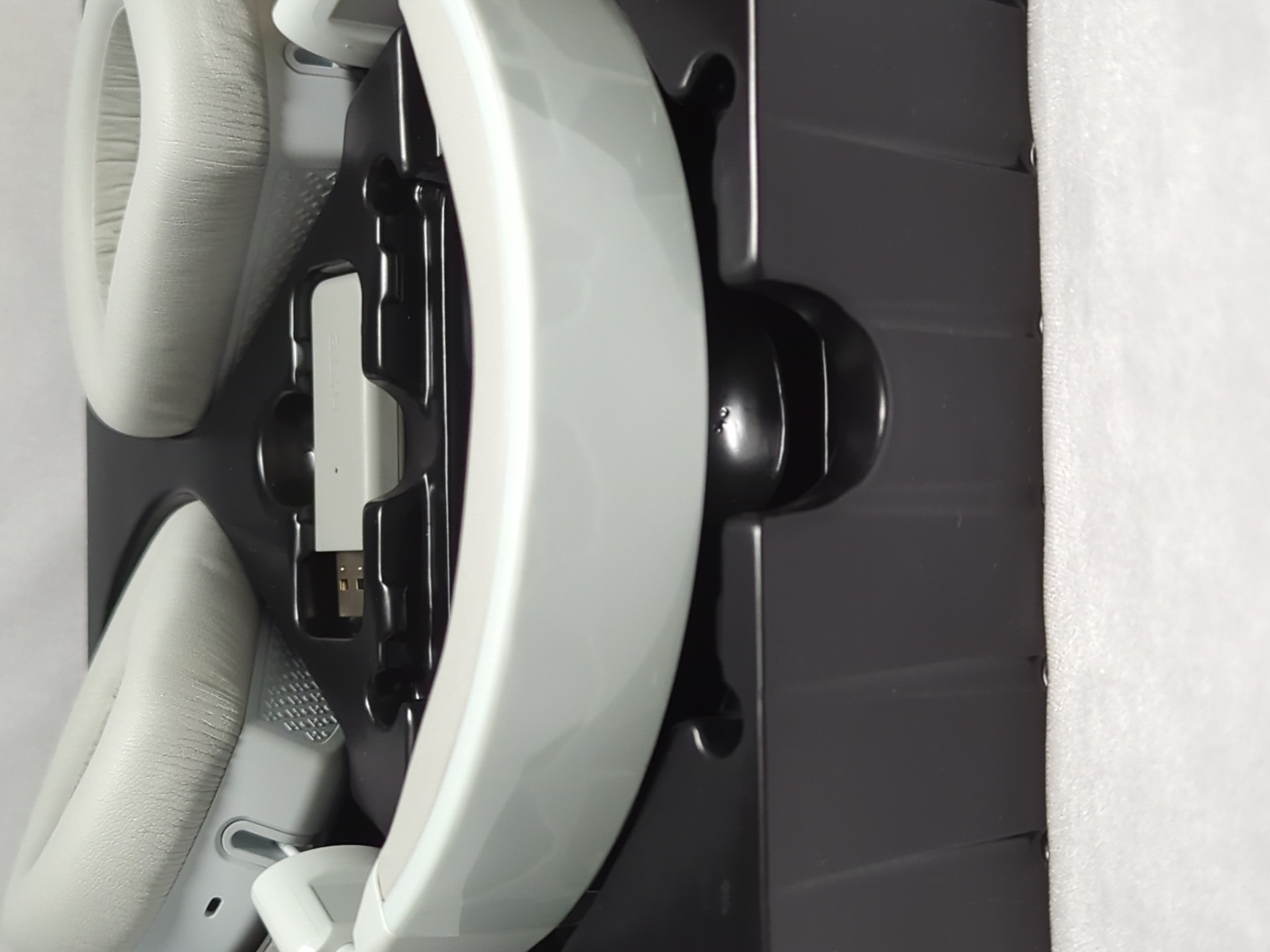 Hyte eclipse HG10 Wireless Gaming Headset 
