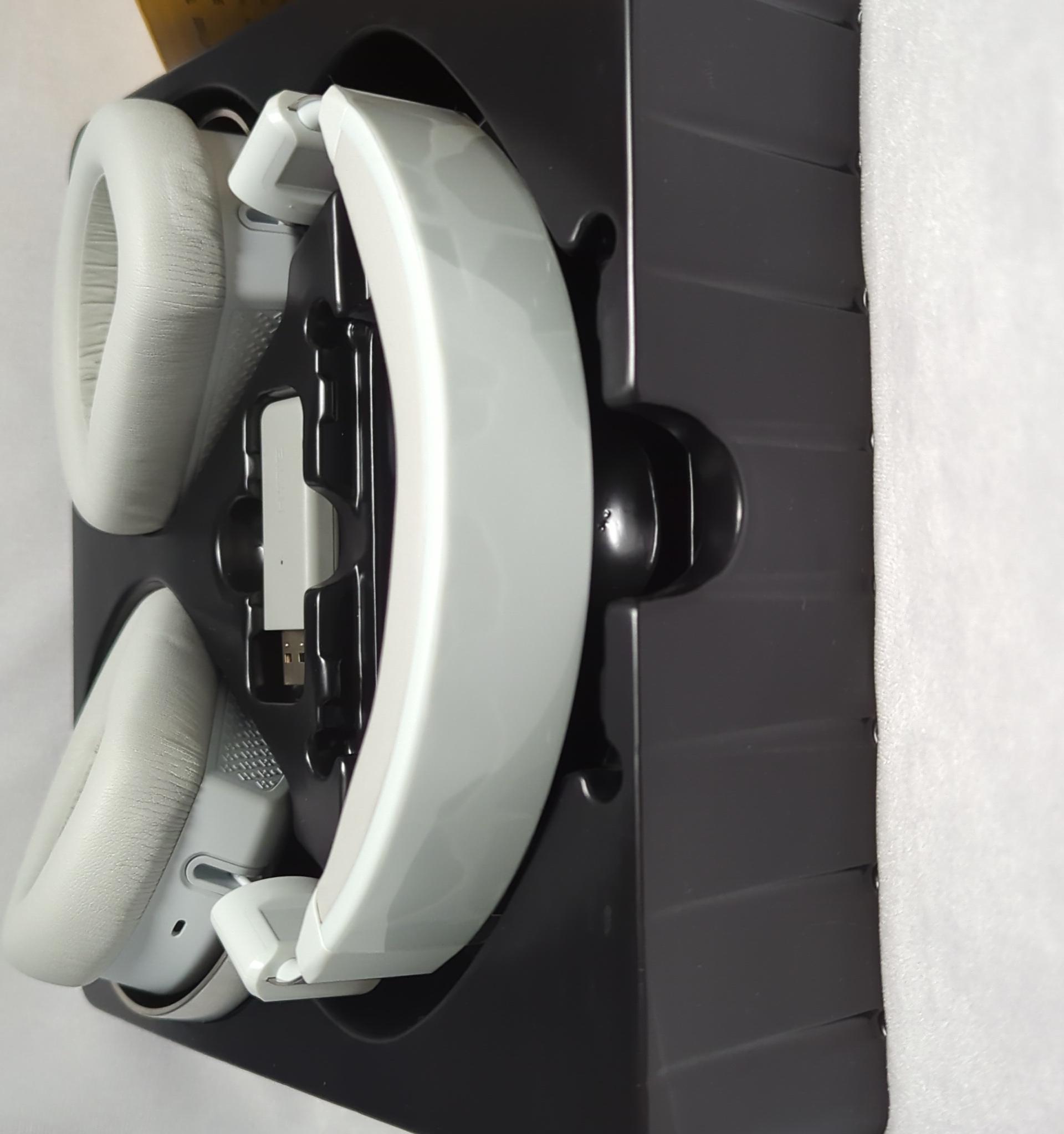 Hyte eclipse HG10 Wireless Gaming Headset 