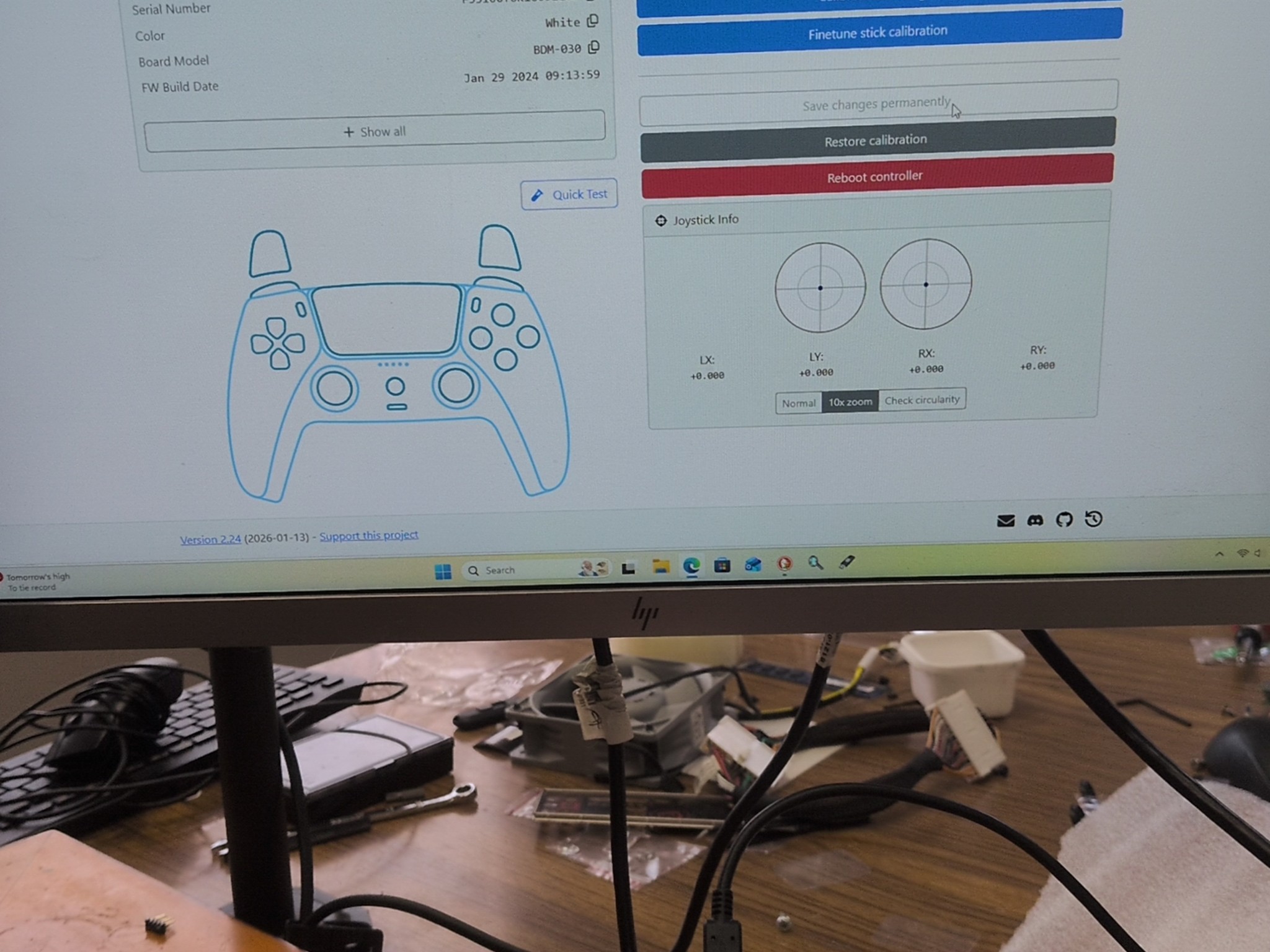 Ksilver J13+ TMR Upgraded White PS5 Dualsense Cosmetic Grade B