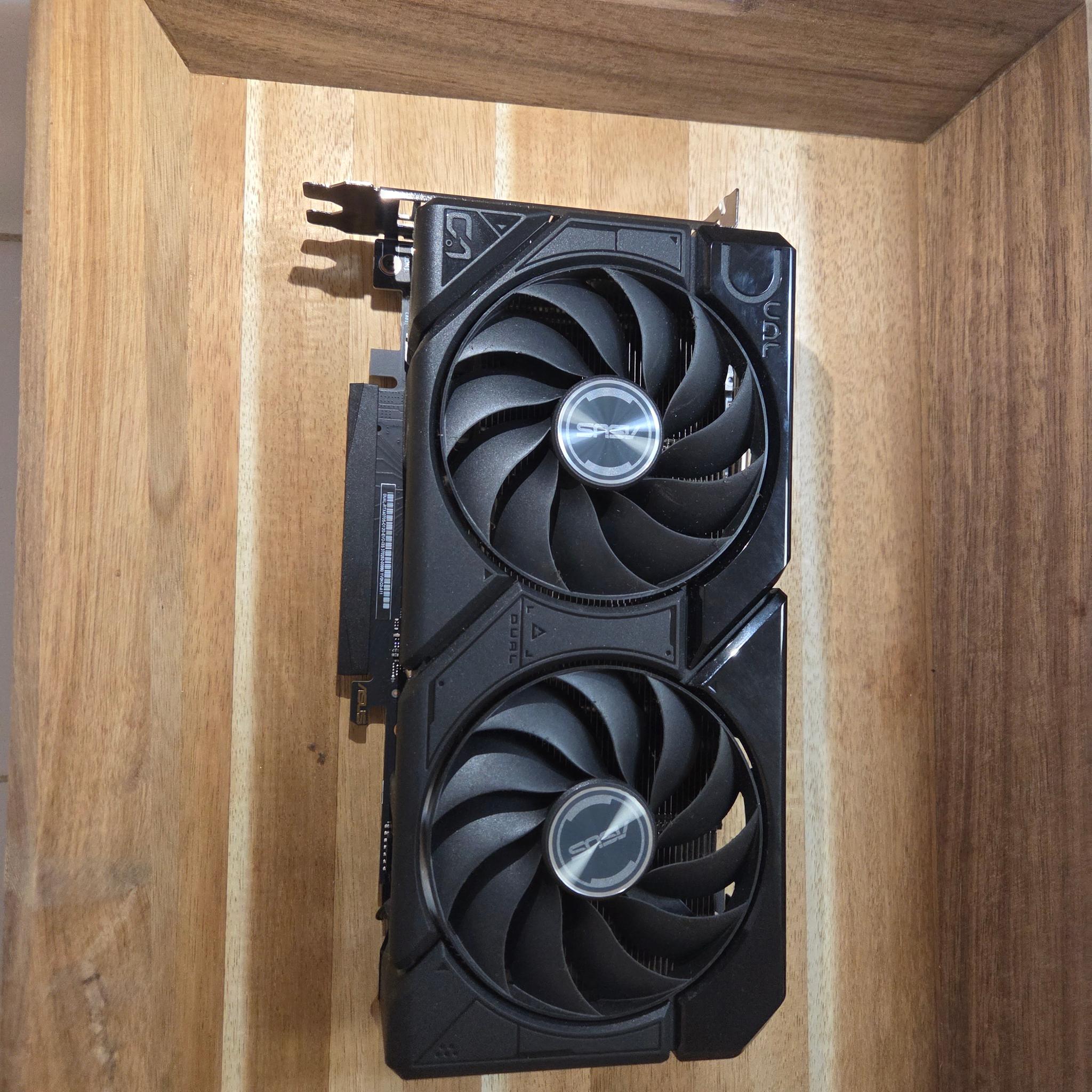 Asus DUAL EVO GeForce RTX 4070 SUPER