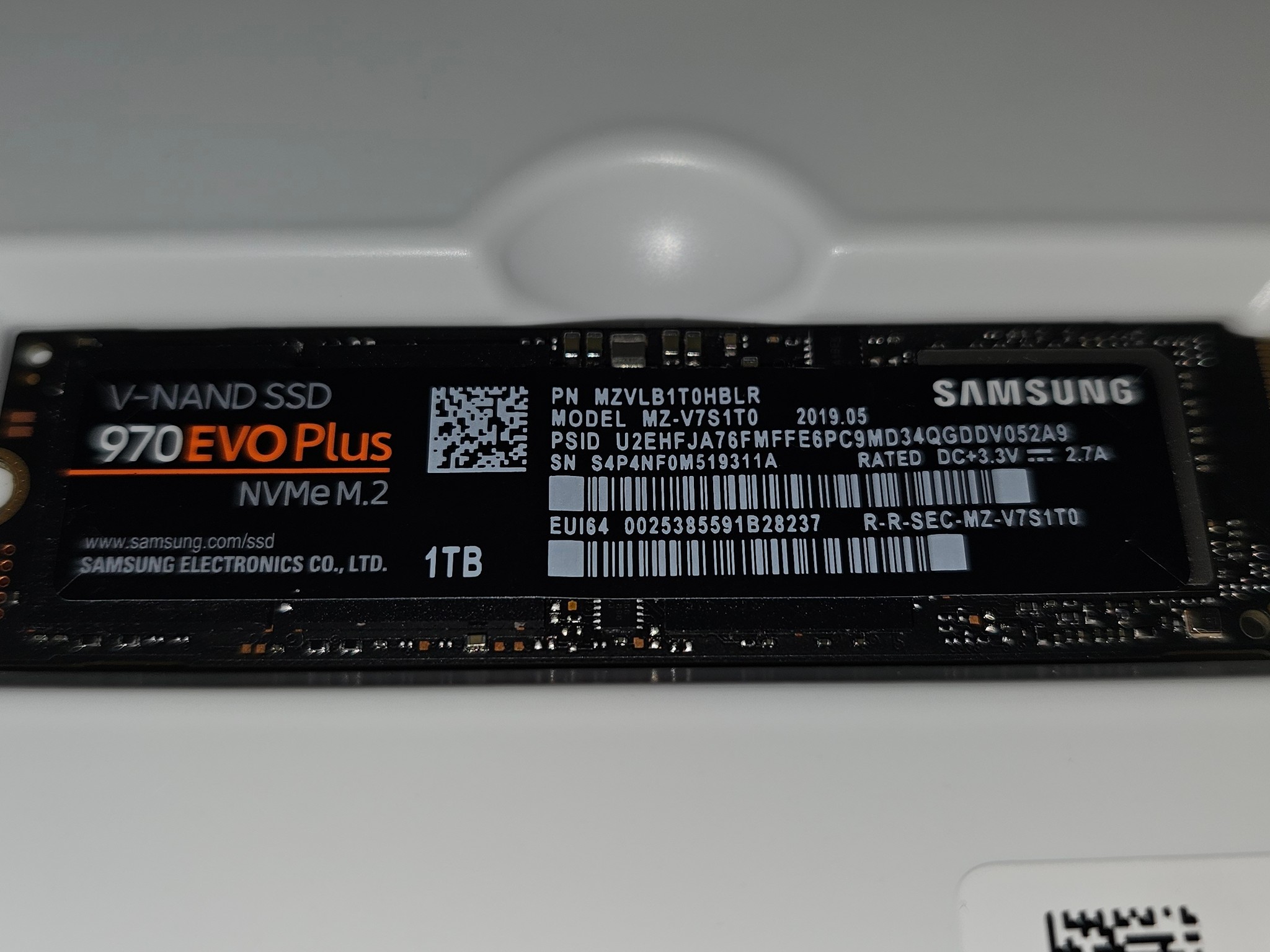Samsung 970 EVO Plus 1TB PCIE 3.0x4 M.2 2280 NVMe 1.3 SSD