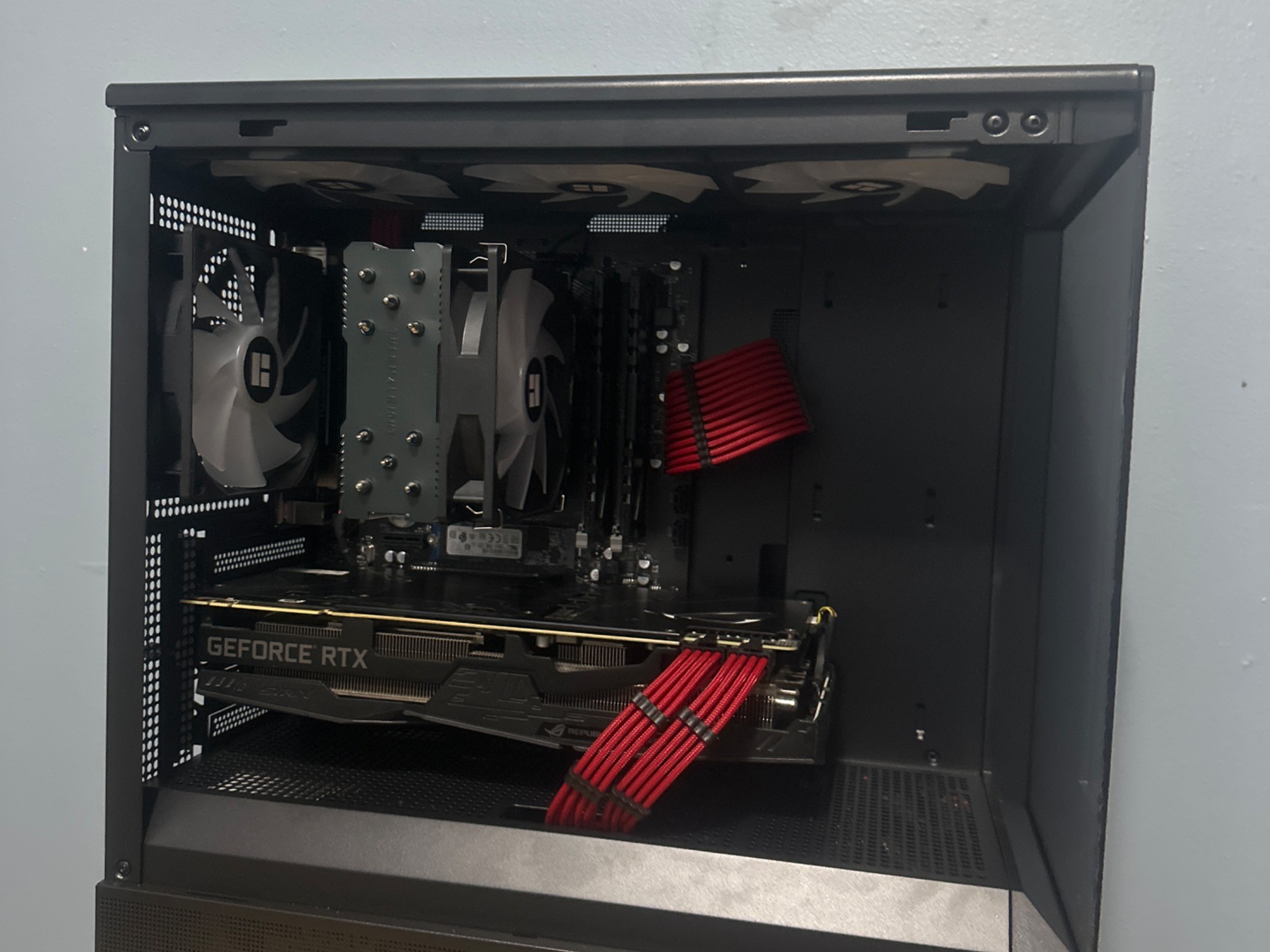 Ryzen 5 3600|RTX 2080 Super|B450|16g DDR4 3200|256g M.2 NVME|1 TB 3.5"HDD|650w PSU|Zalman P10 Case