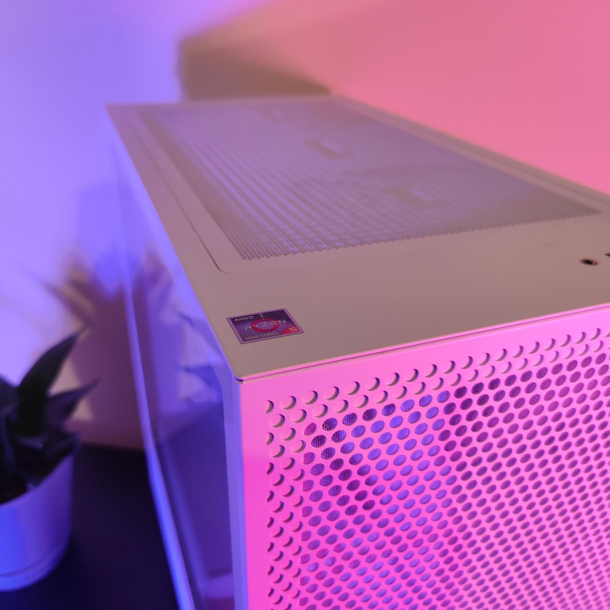 Custom NZXT Ryzen 7 GTX Nvidia 1660 Super Pre-built