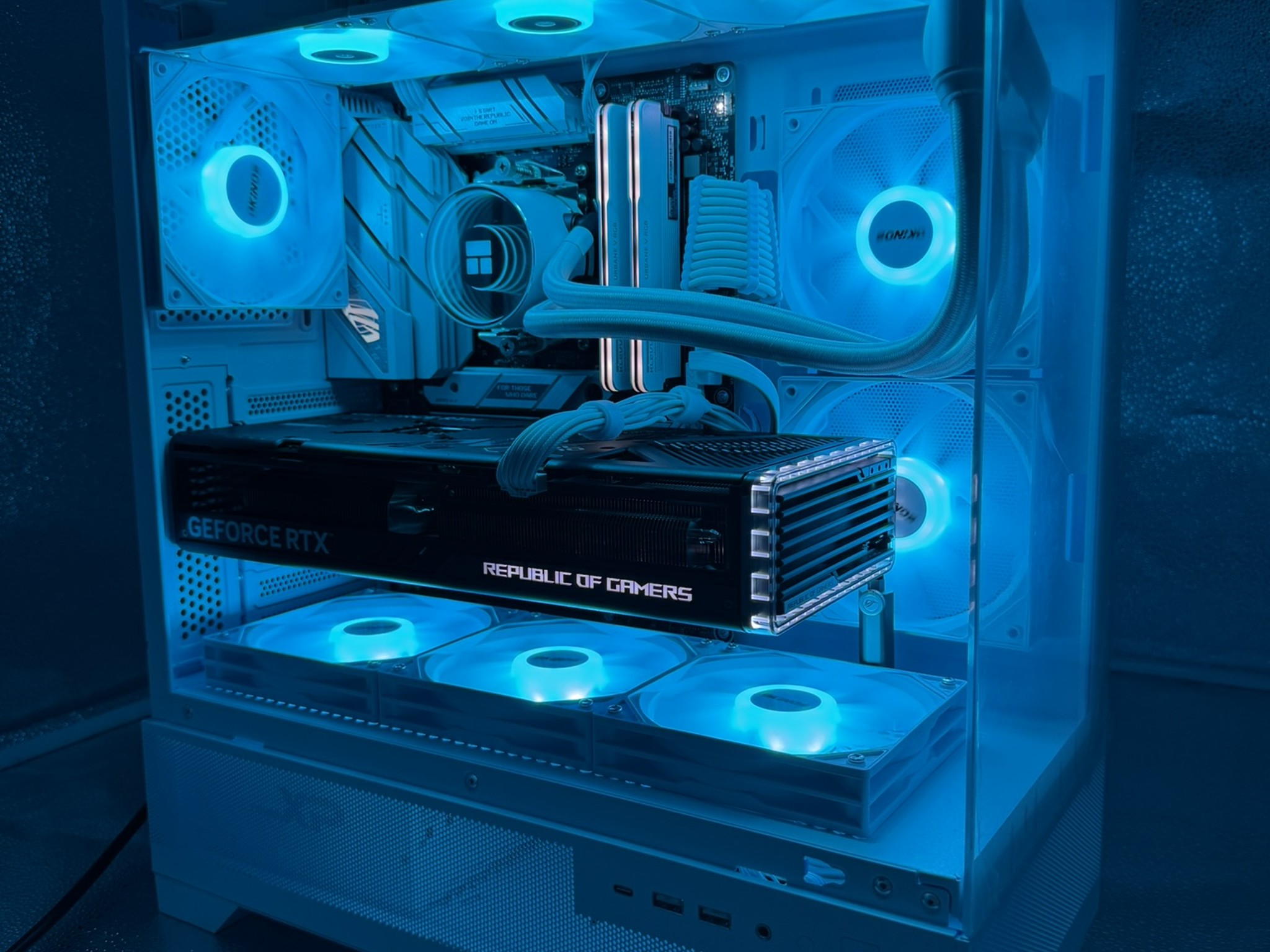 1440/4K Gaming Beast | ROG STRIX RTX 4070 Ti Super  | Ryzen 7800X3D | 32GB DDR5 | 4TB SSD| 1000w PSU