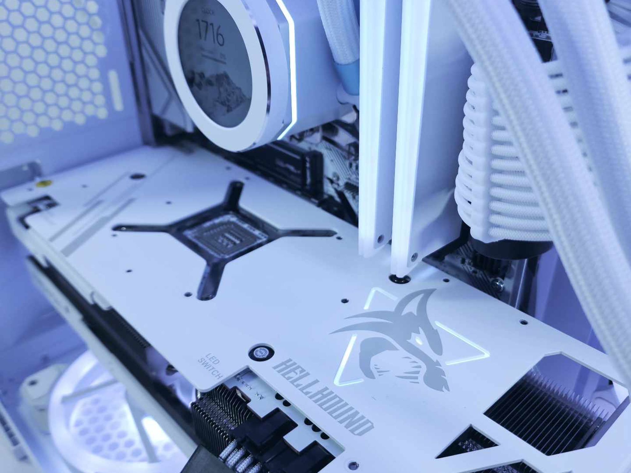 🤍🤍4K 1440p Gaming | RX 7900 XTX | Ryzen 9 5900X | 64GB 3200MHz | 2TB NVMe SSD
