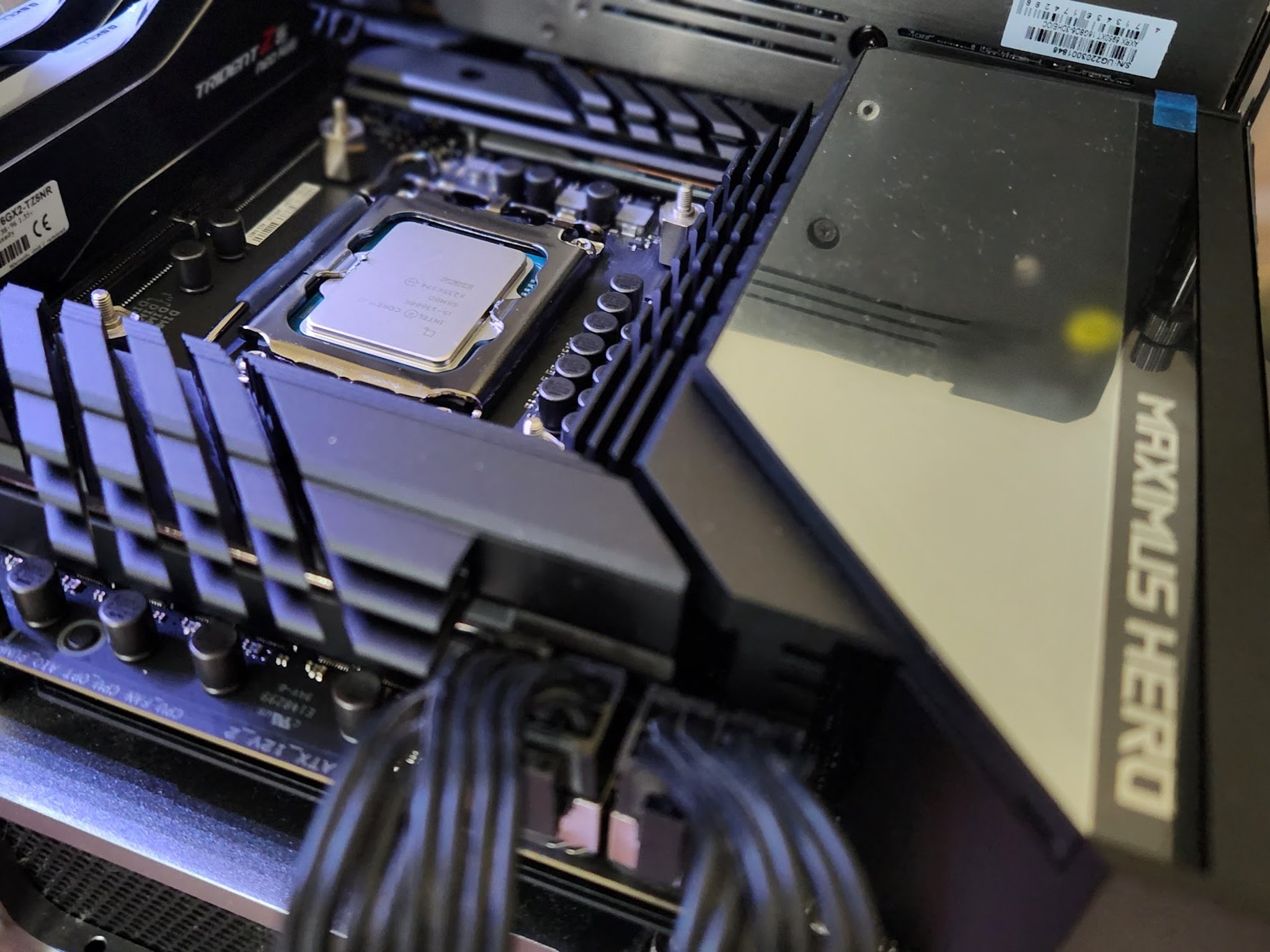 ASUS ROG Maximus Z790 Hero Wi-Fi 6E LGA 1700 (Intel 12th & 13th gen)